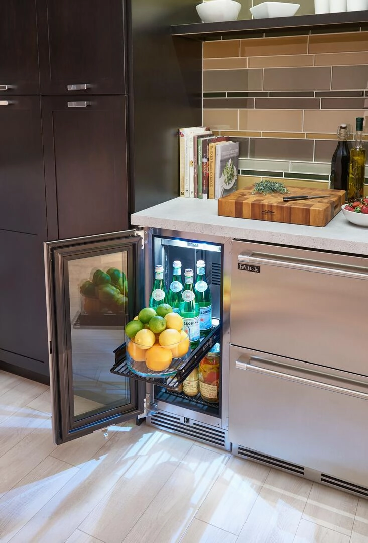 Perlick 15 inch Signature Series 2.8 cu.ft. Compact Refrigerator HP15RO-4-3