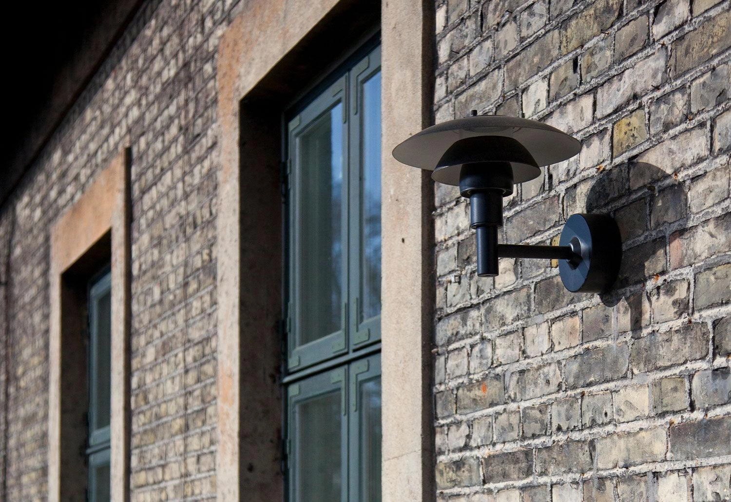 PH 3-2 1/2 Outdoor Wall Light