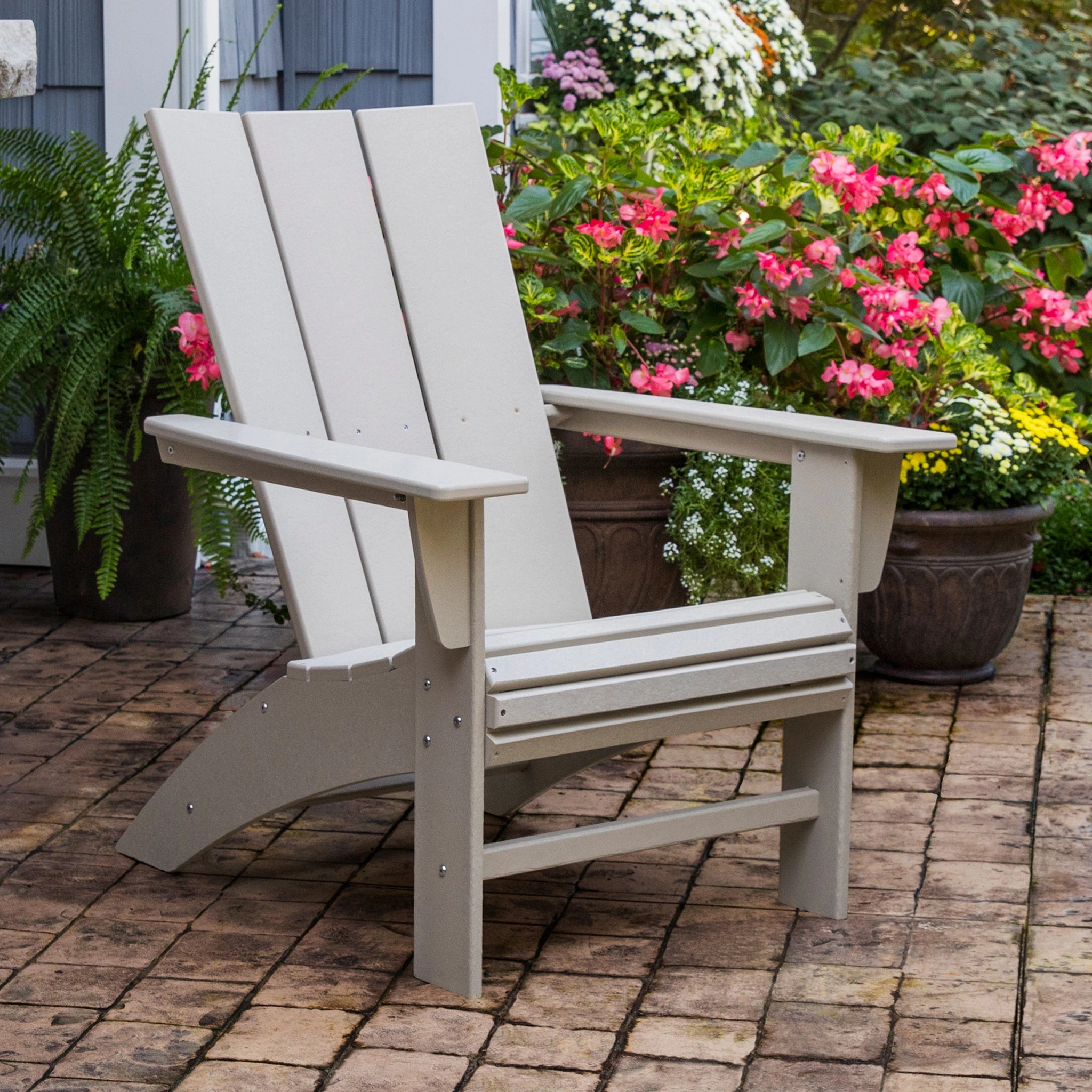 POLYWOOD Modern Curveback Adirondack Chair