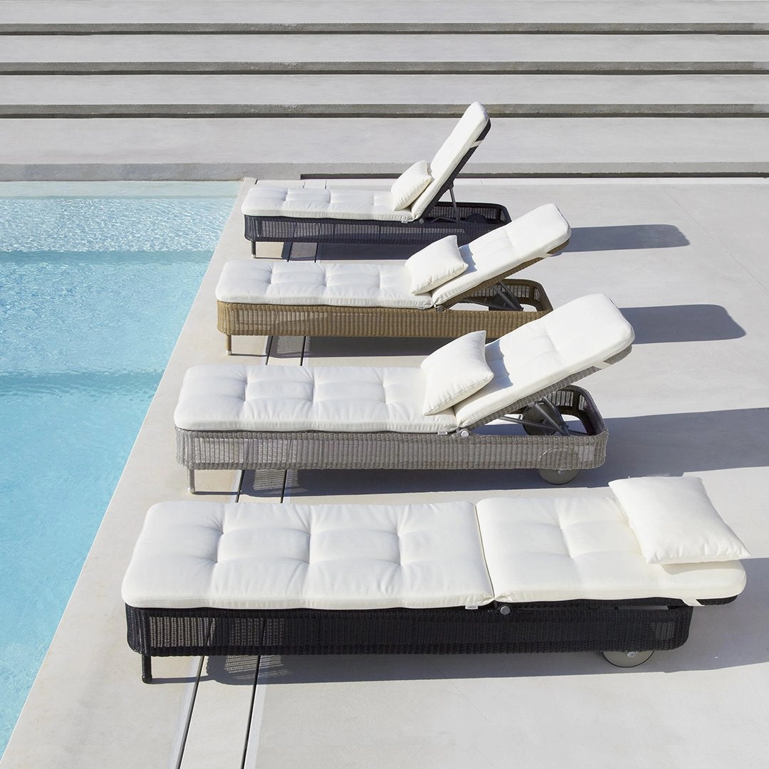 Presley Sunbed