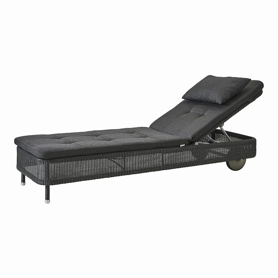 Presley Sunbed