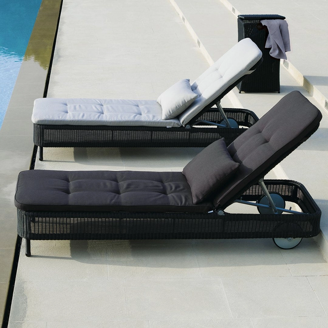 Presley Sunbed