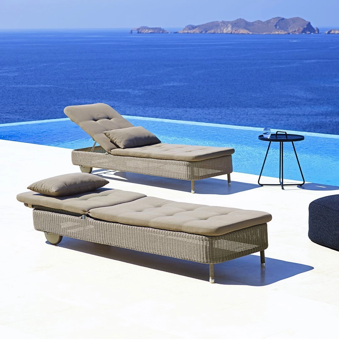 Presley Sunbed