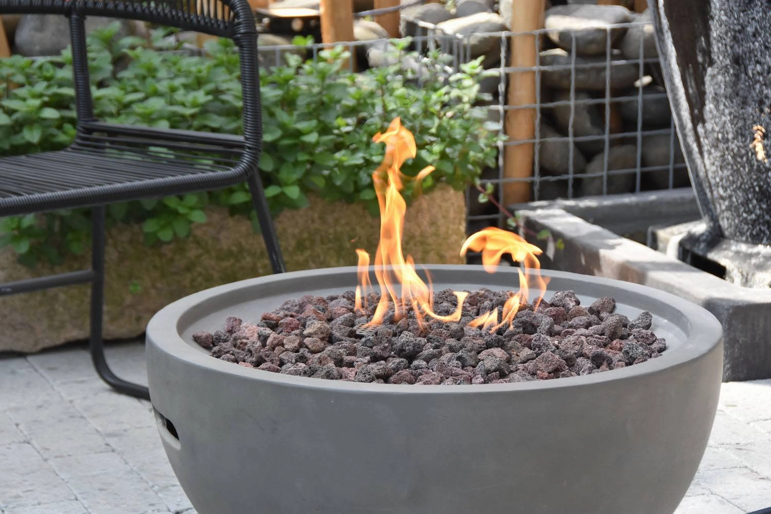 Puuoo Concrete Lava Fire Table (Modena)  Natural Gas