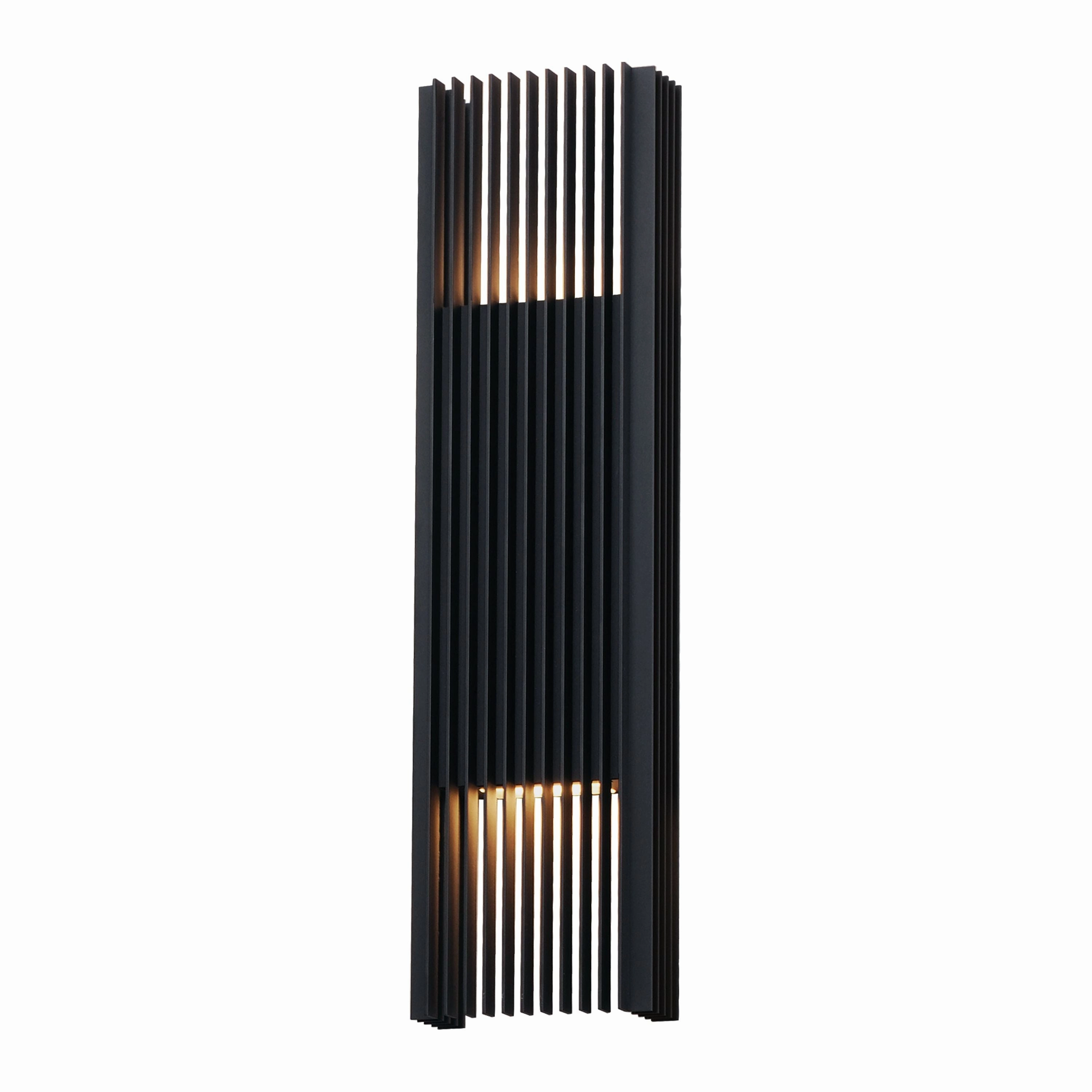 Rampart XL LED Outdoor Wall SconceWeatherproof outdoor lighting