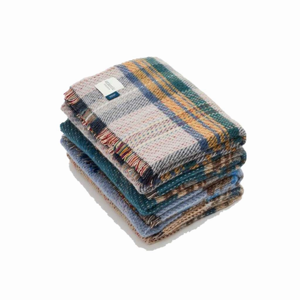 Random Recycled Wool Blanket