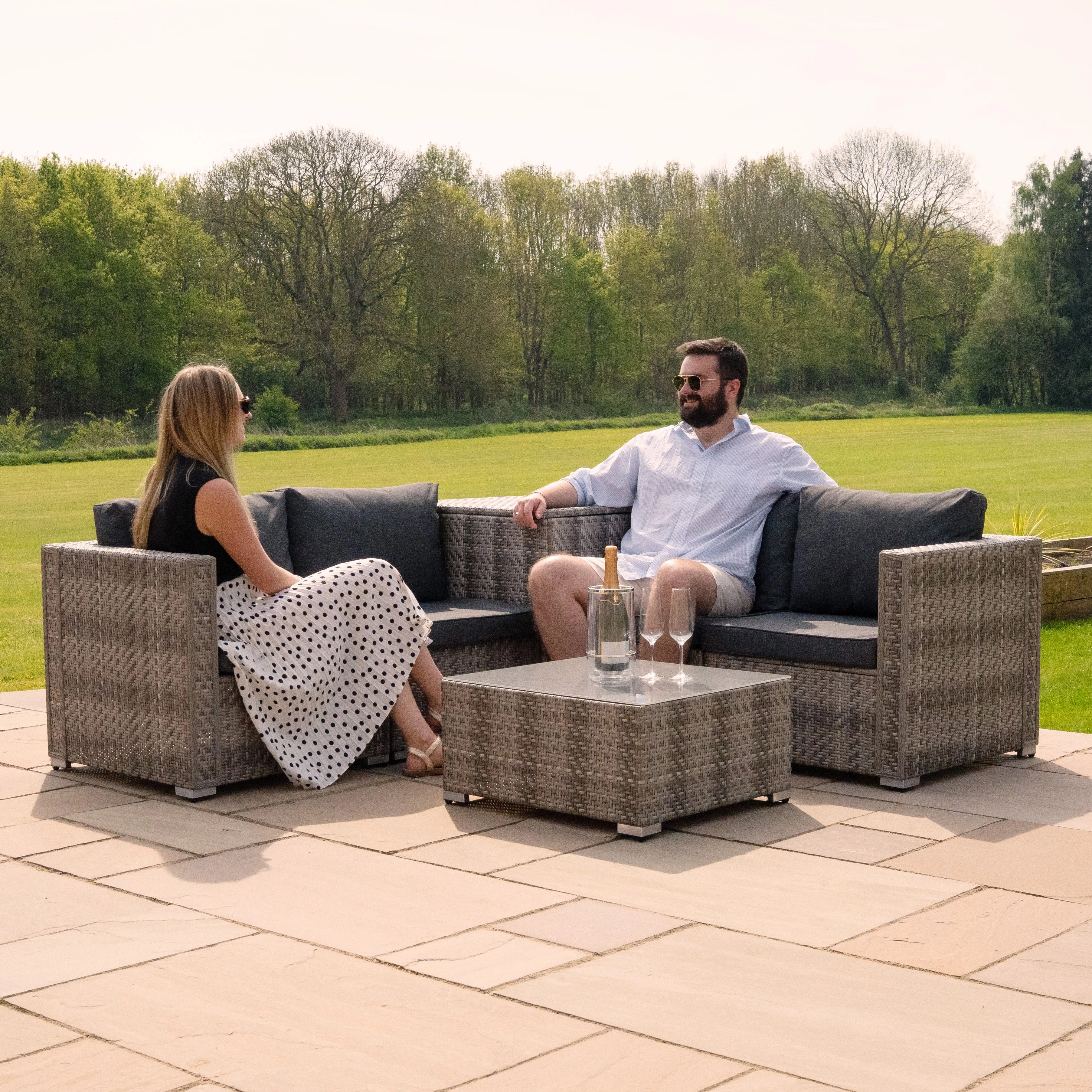 Rattan Modular 6 Piece Furniture Set & 996L Storage Box  Grey