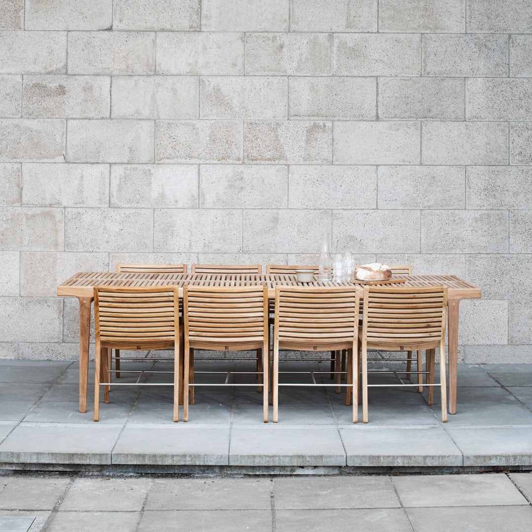RIB Outdoor Dining Table - Rectangular
