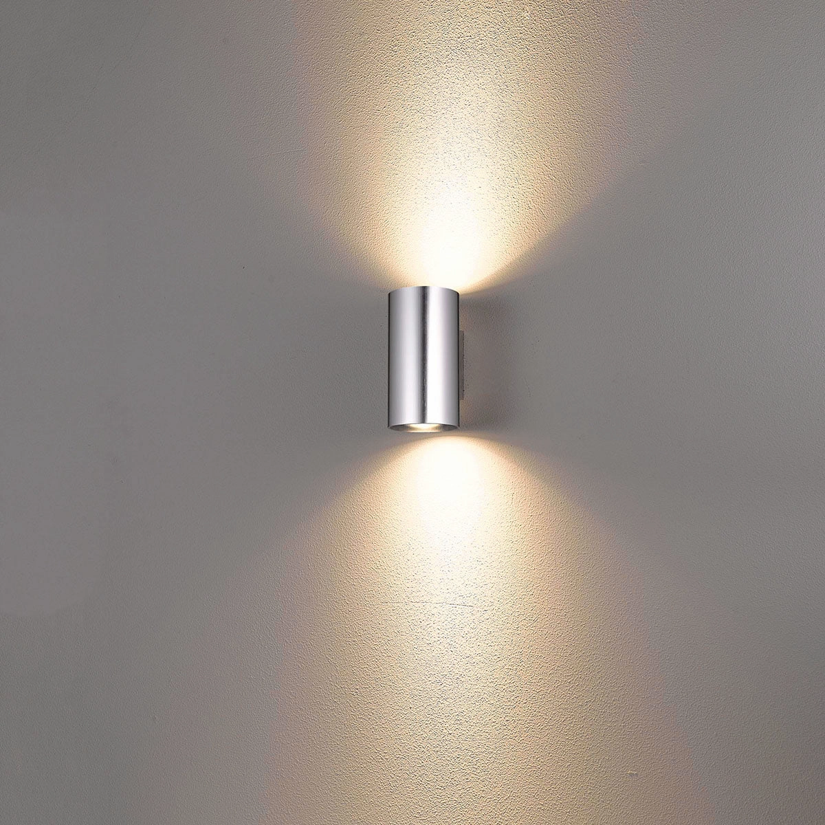 Rotondo LED Outdoor Wall Mount Silver