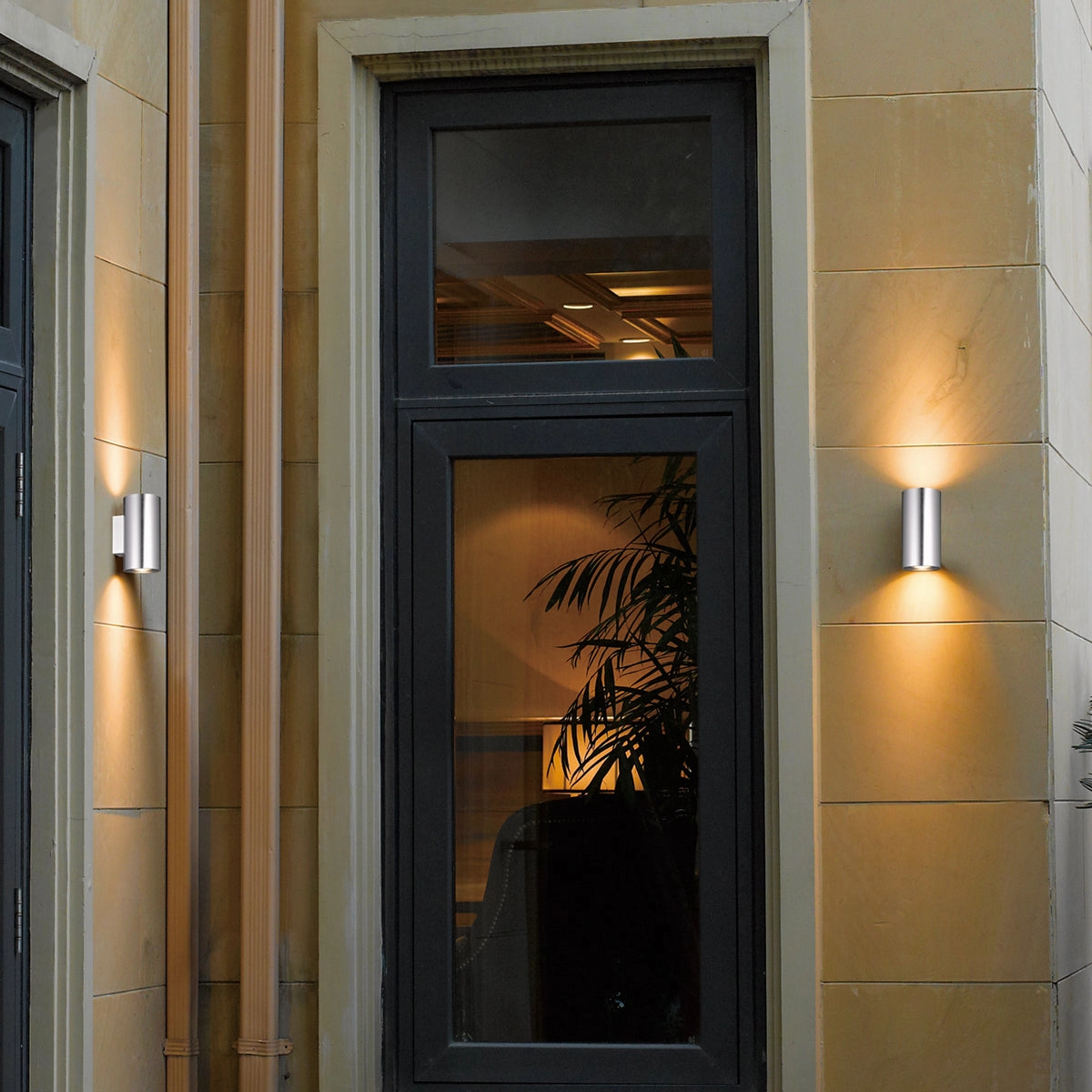 Rotondo LED Outdoor Wall Mount Silver