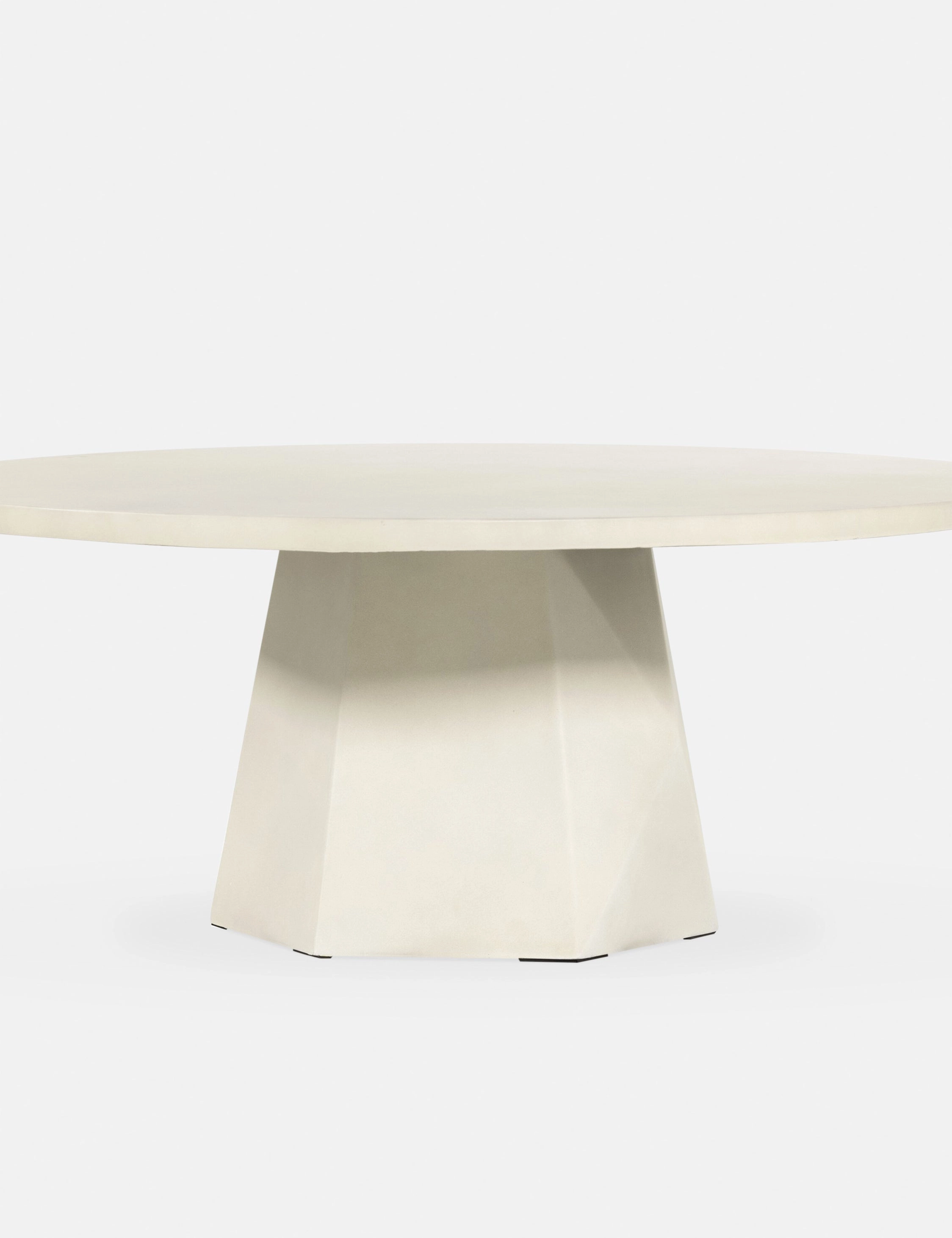 Schuller Indoor / Outdoor Round Coffee Table