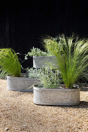 Set of 3 Antiqued Plantersoutdoor garden decorative ornaments