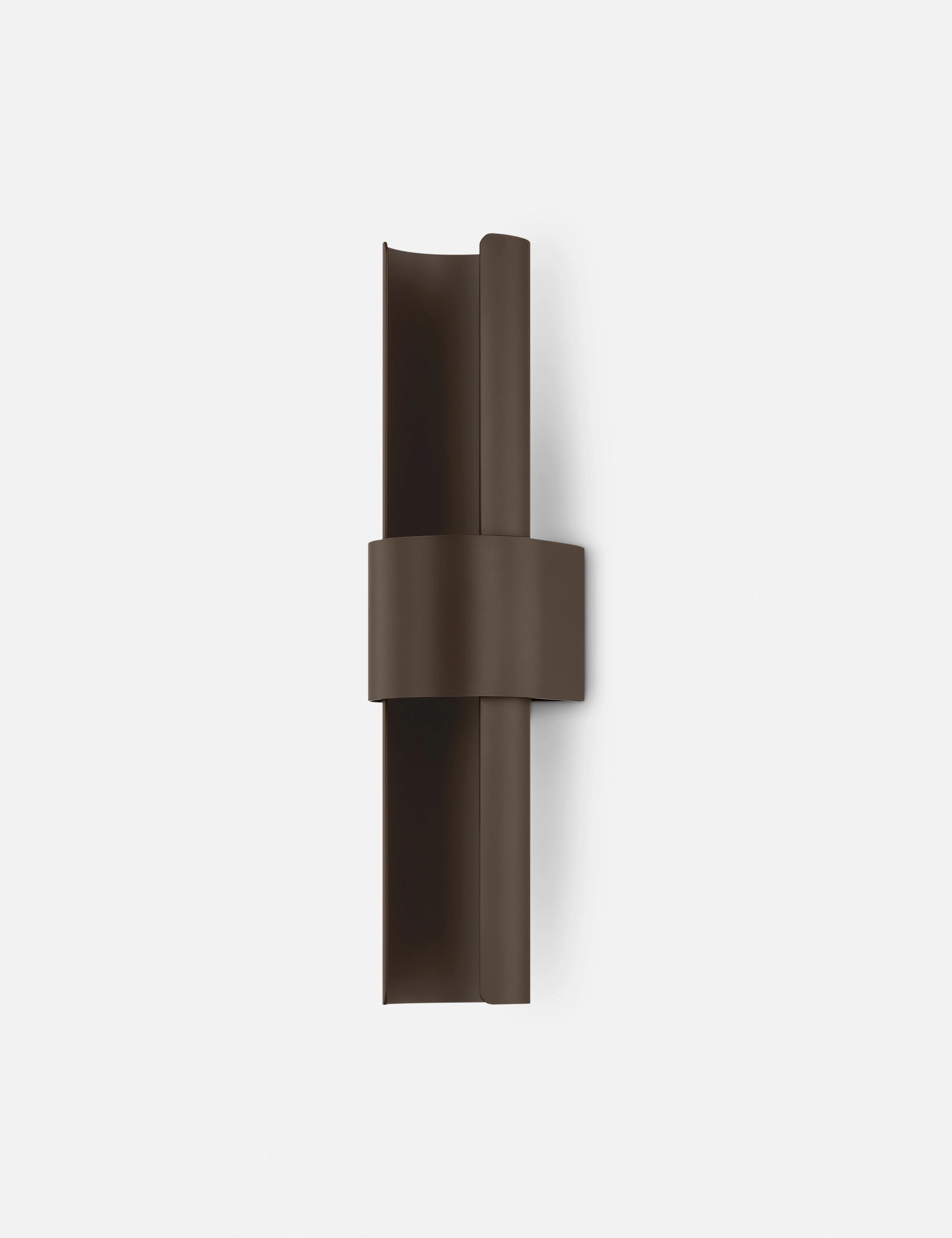 Shashi Outdoor SconceWeatherproof outdoor lighting