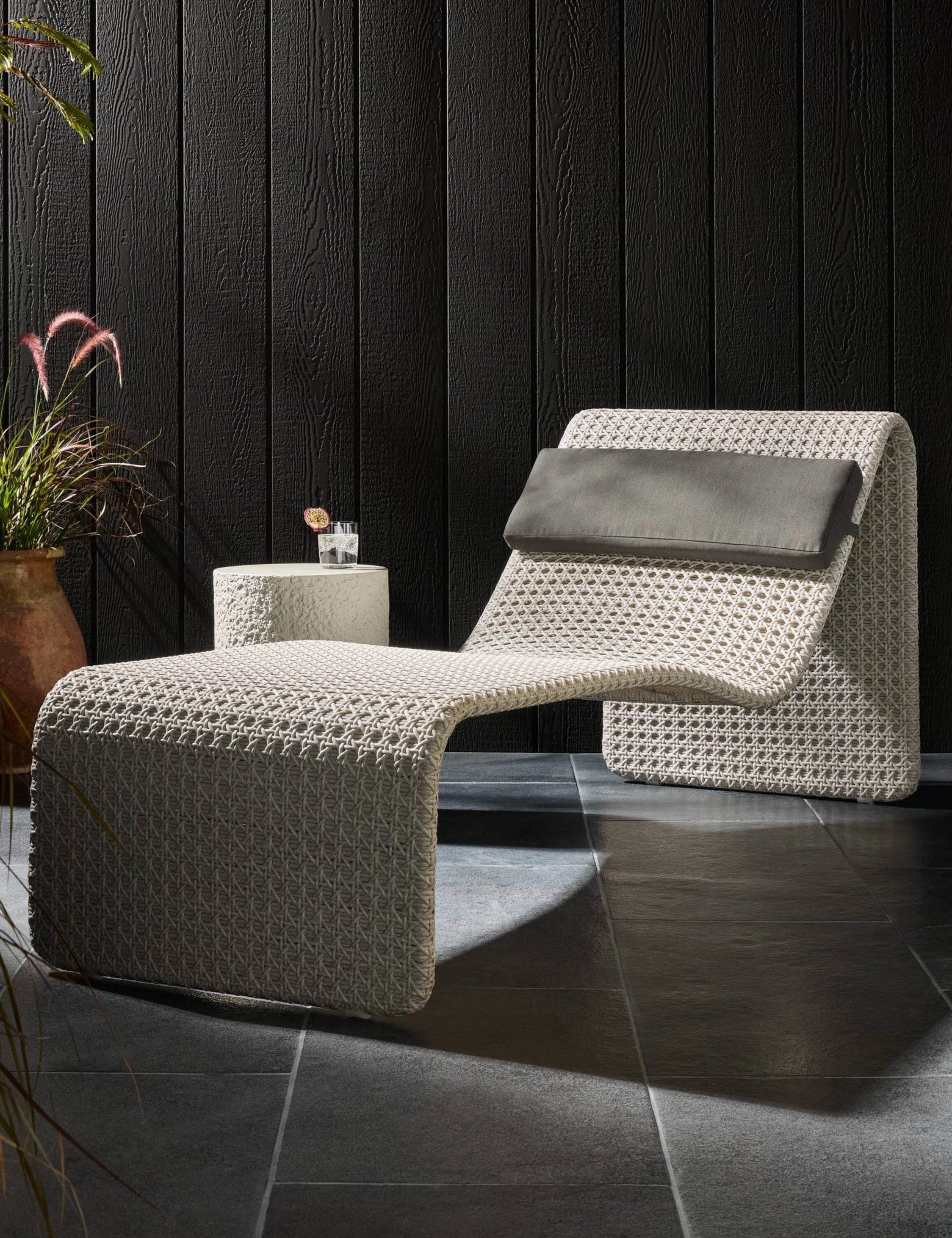 Simi Indoor / Outdoor Chaise