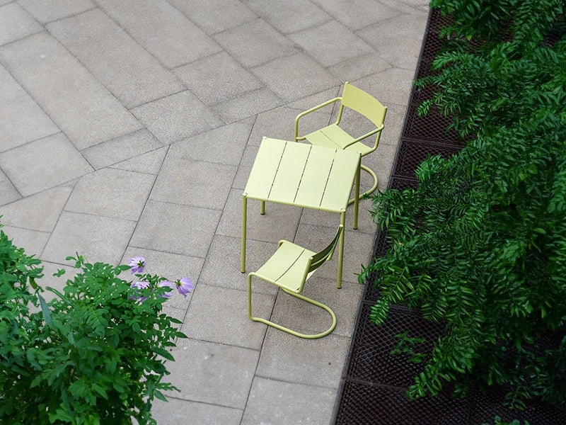 Sine Dining Table