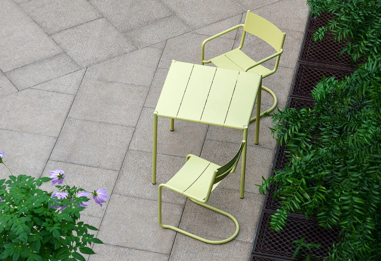 Sine Dining Table