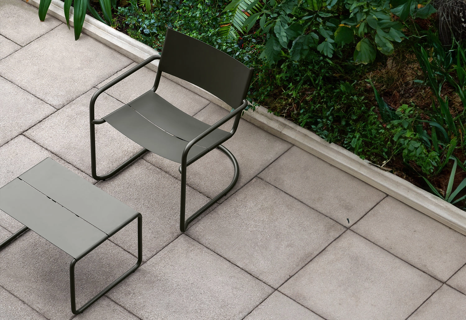 Sine Lounge Chair