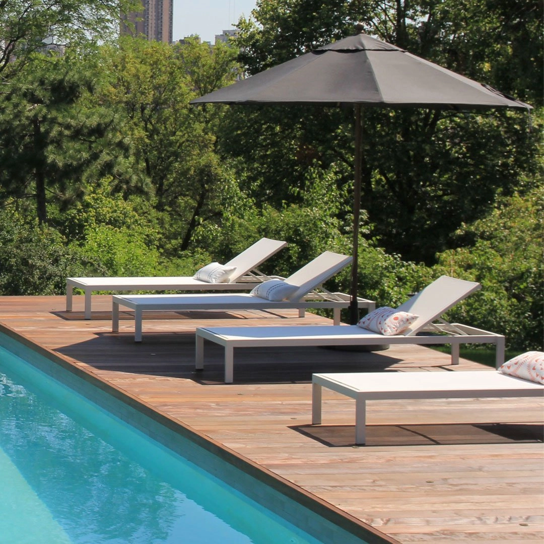 Skiff Outdoor Sun Lounger