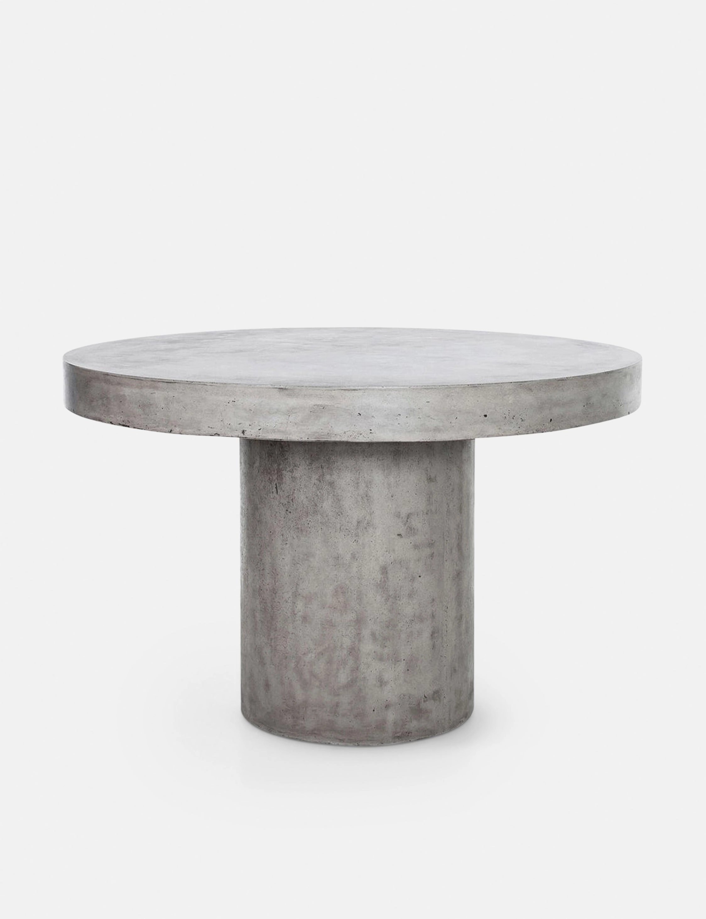 Stein Indoor / Outdoor Round Dining Tableoutdoor patio dining furniture set