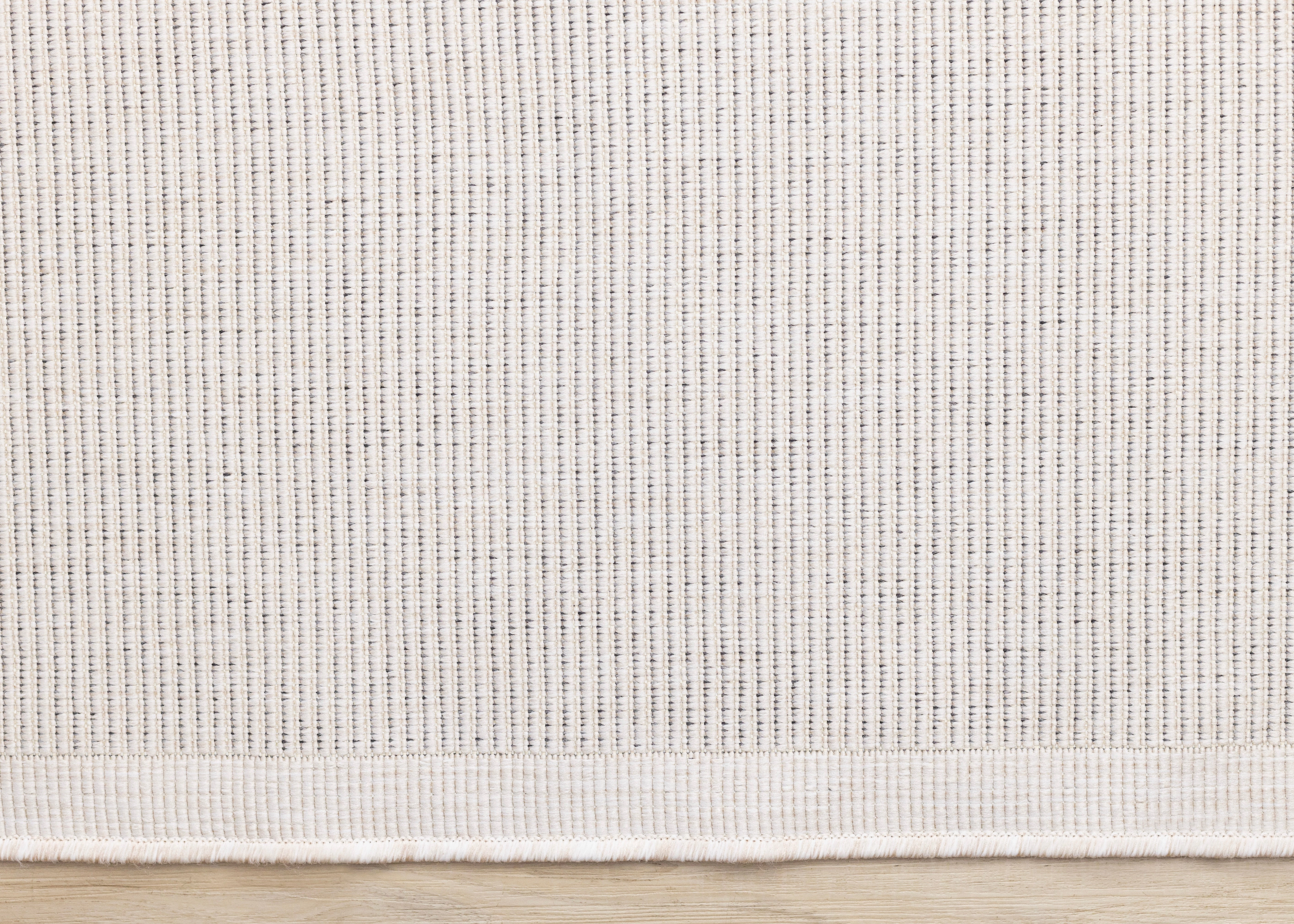 Summer Breeze 6'7" x 9'6" Outdoor Diamond Rug - White, Grey