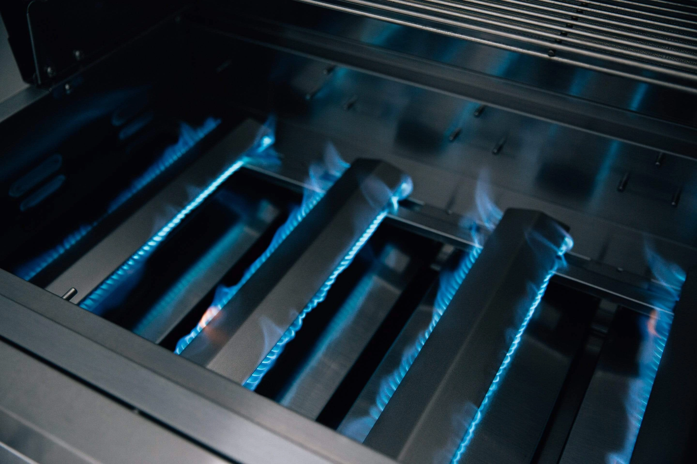 Summerset Sizzler Pro 32" 4-Burner Built-In Gas Grill SIZPRO32