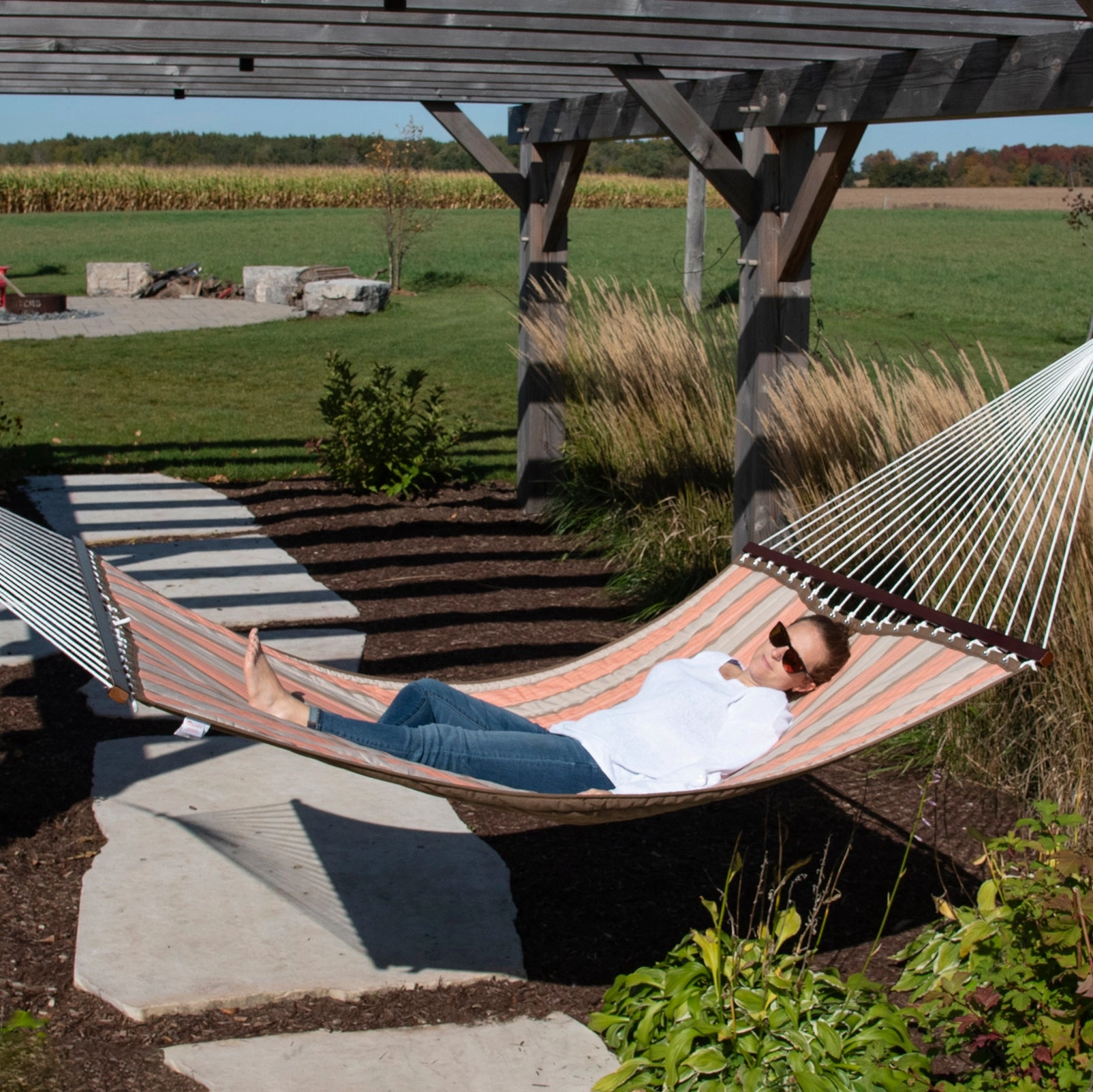 Sunbrella Quilted Spreader Bar Hammock - Cameo