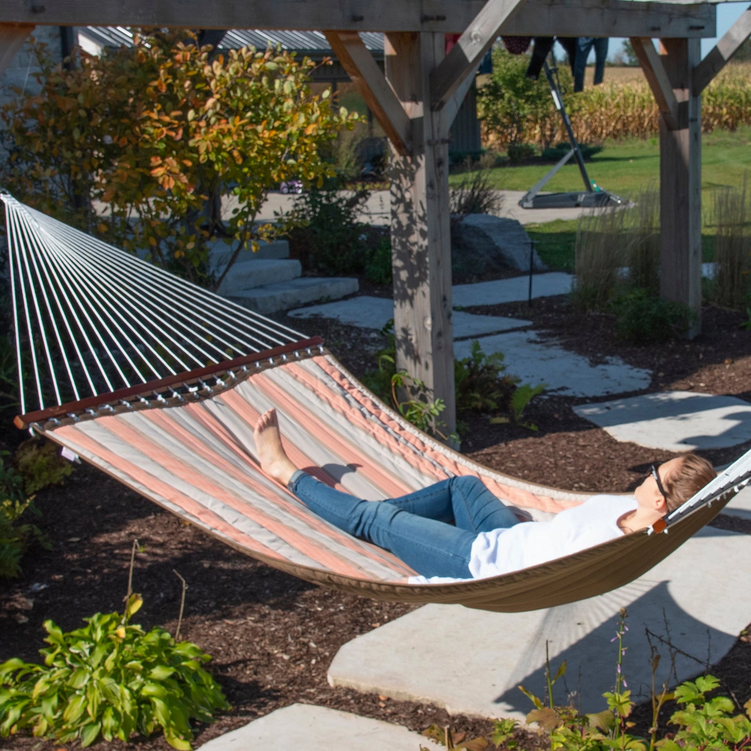 Sunbrella Quilted Spreader Bar Hammock - Cameo