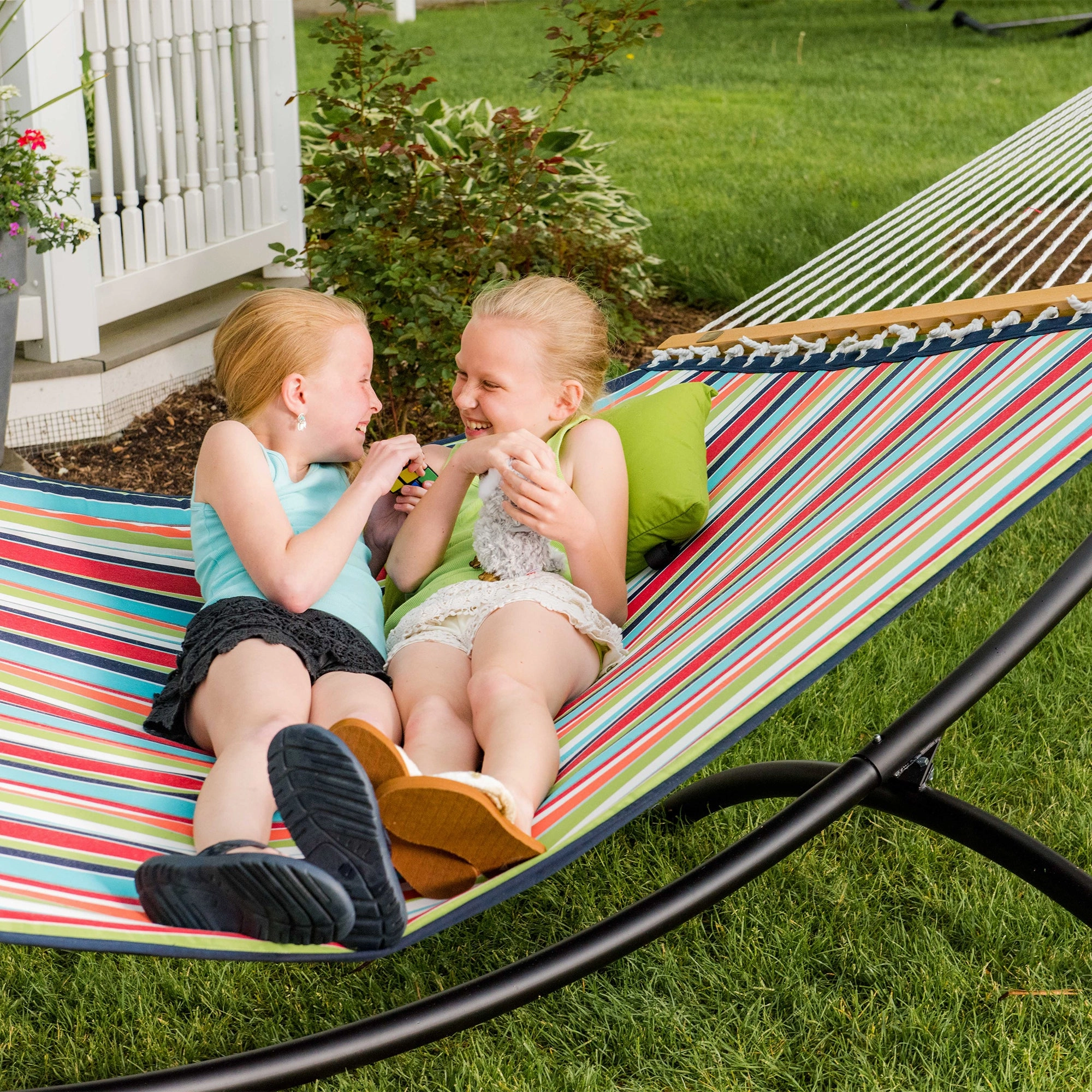 Sunbrella Quilted Spreader Bar Hammock - Carousel Confetti