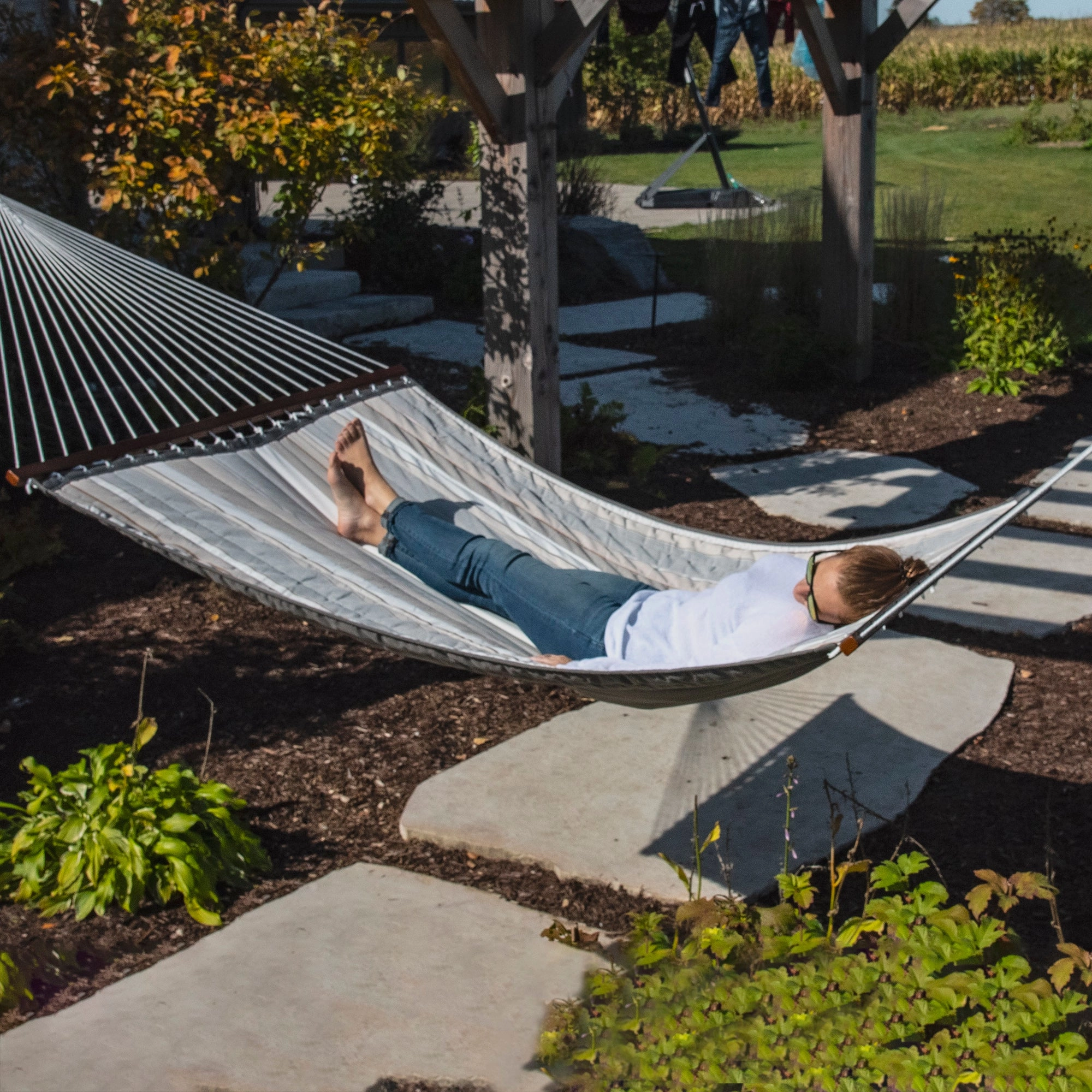 Sunbrella Quilted Spreader Bar Hammock - Dove