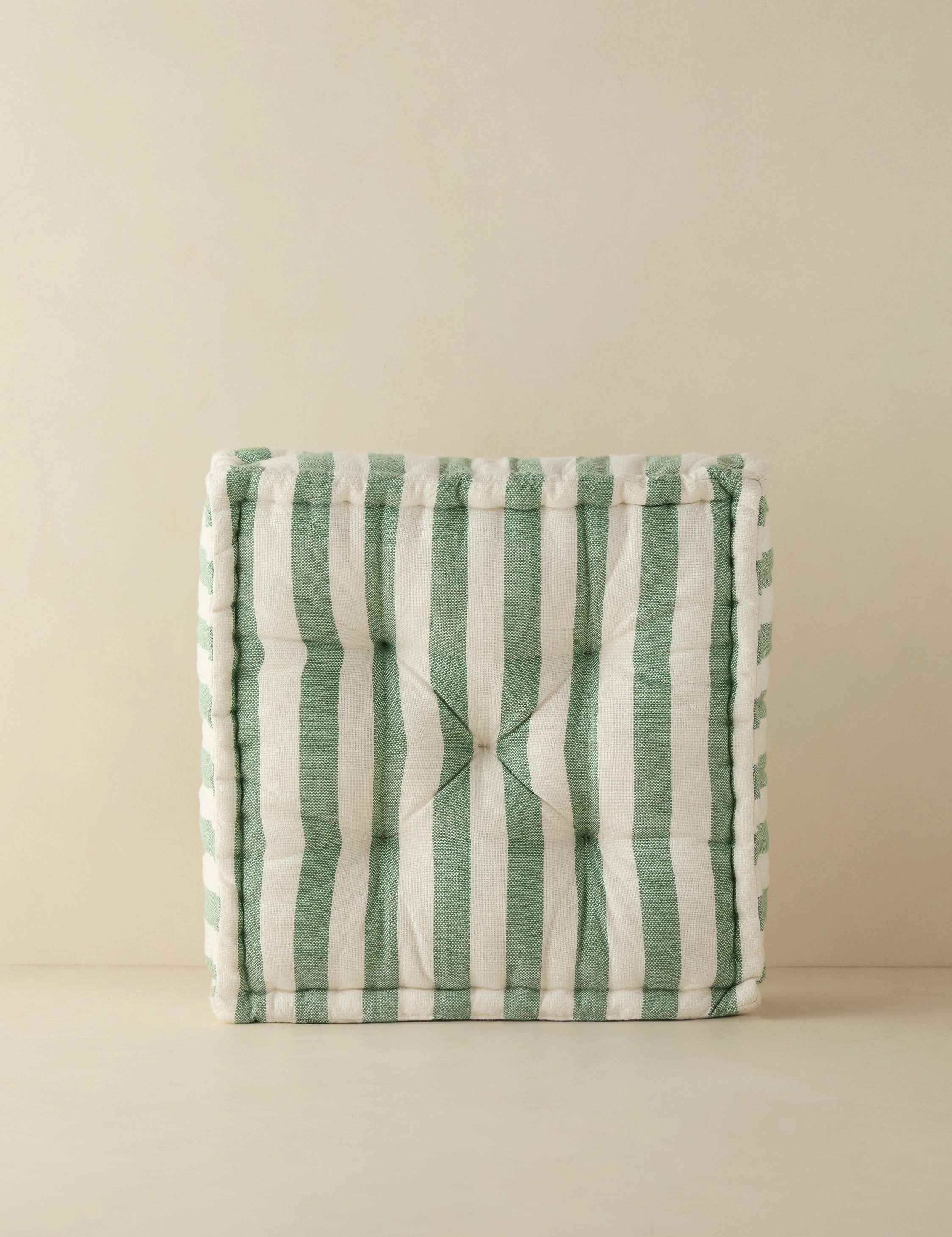 Sunday Indoor / Outdoor Box Pillowwaterproof outdoor throw pillow
