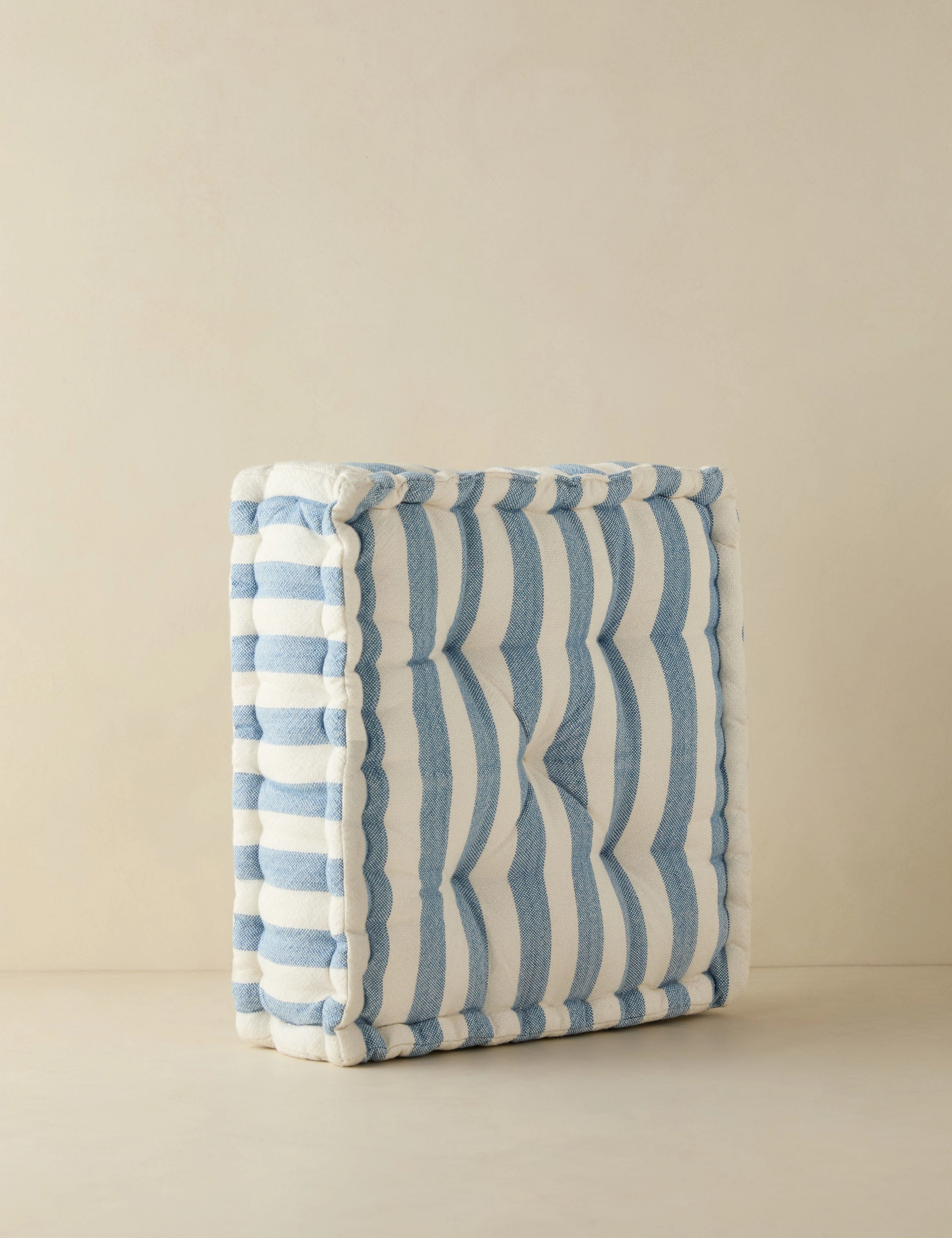 Sunday Indoor / Outdoor Box Pillow