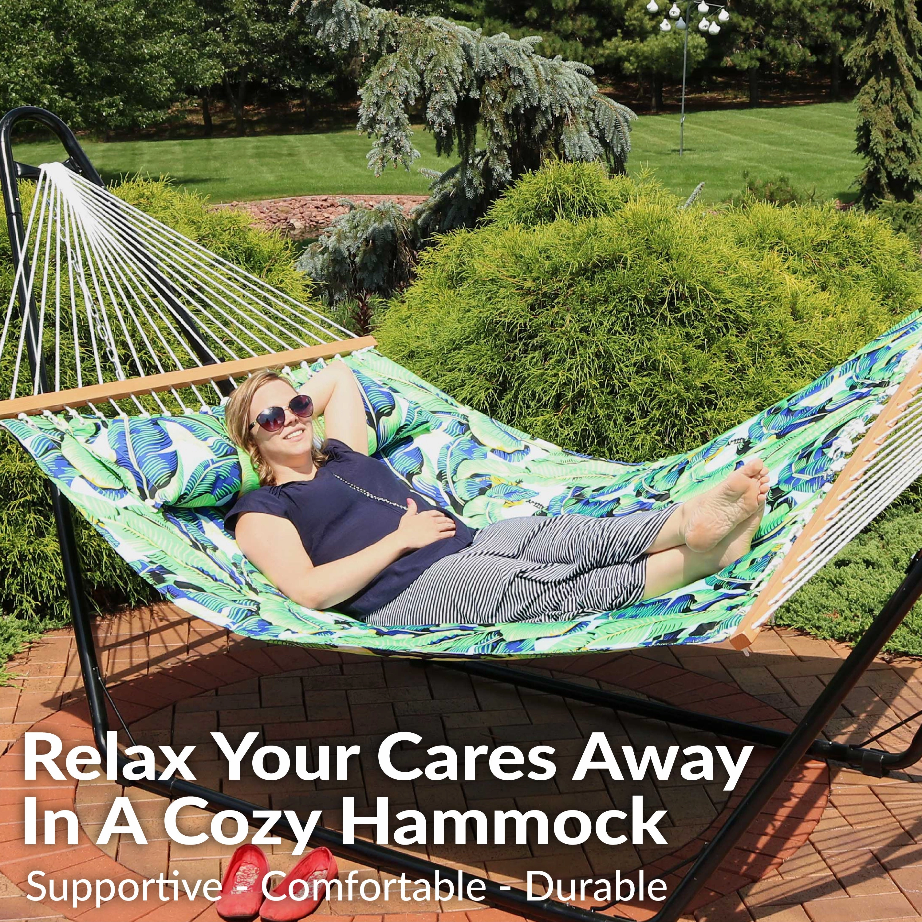 Sunnydaze 2-Person Fabric Spreader Bar Hammock and Pillow