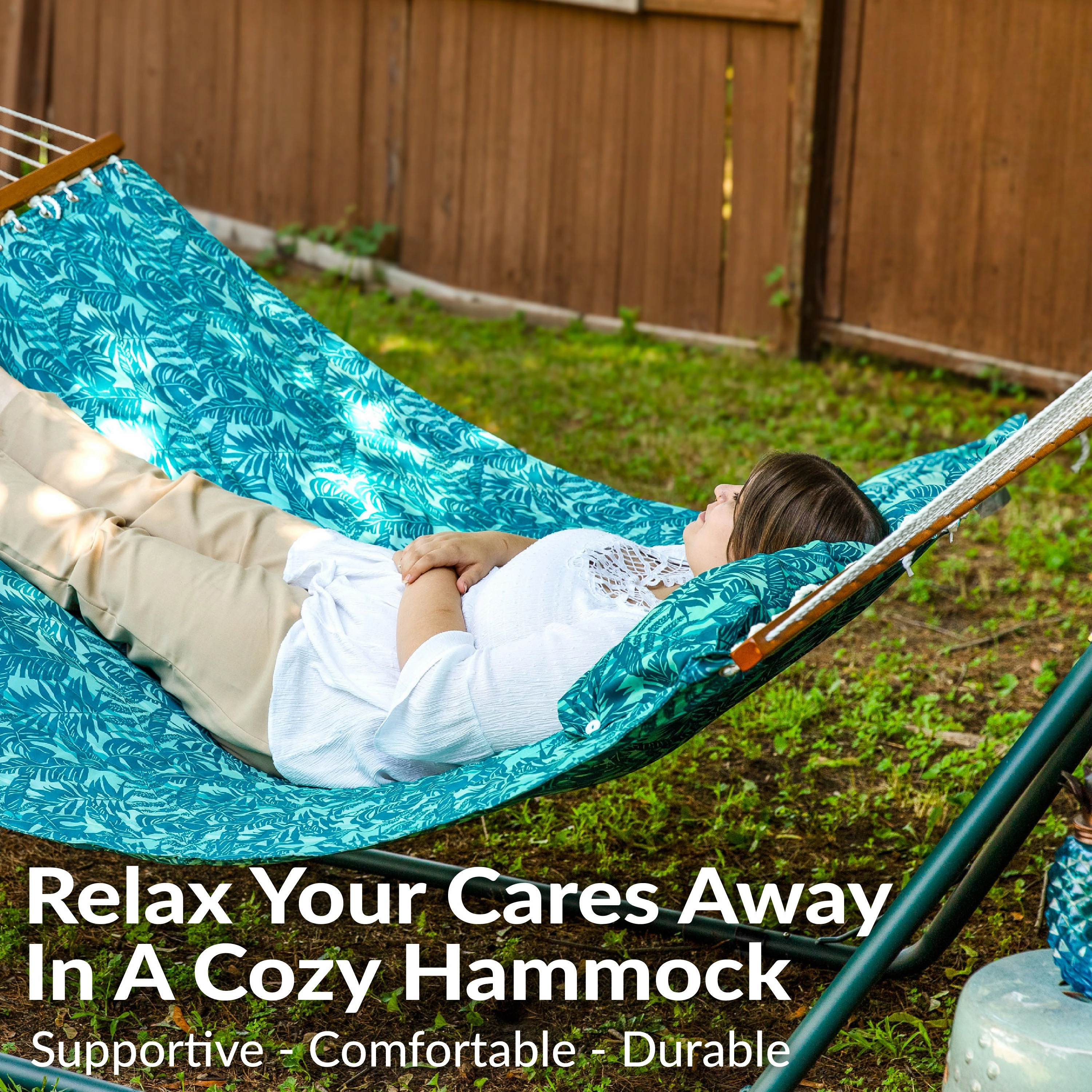 Sunnydaze 2-Person Fabric Spreader Bar Hammock and Pillow