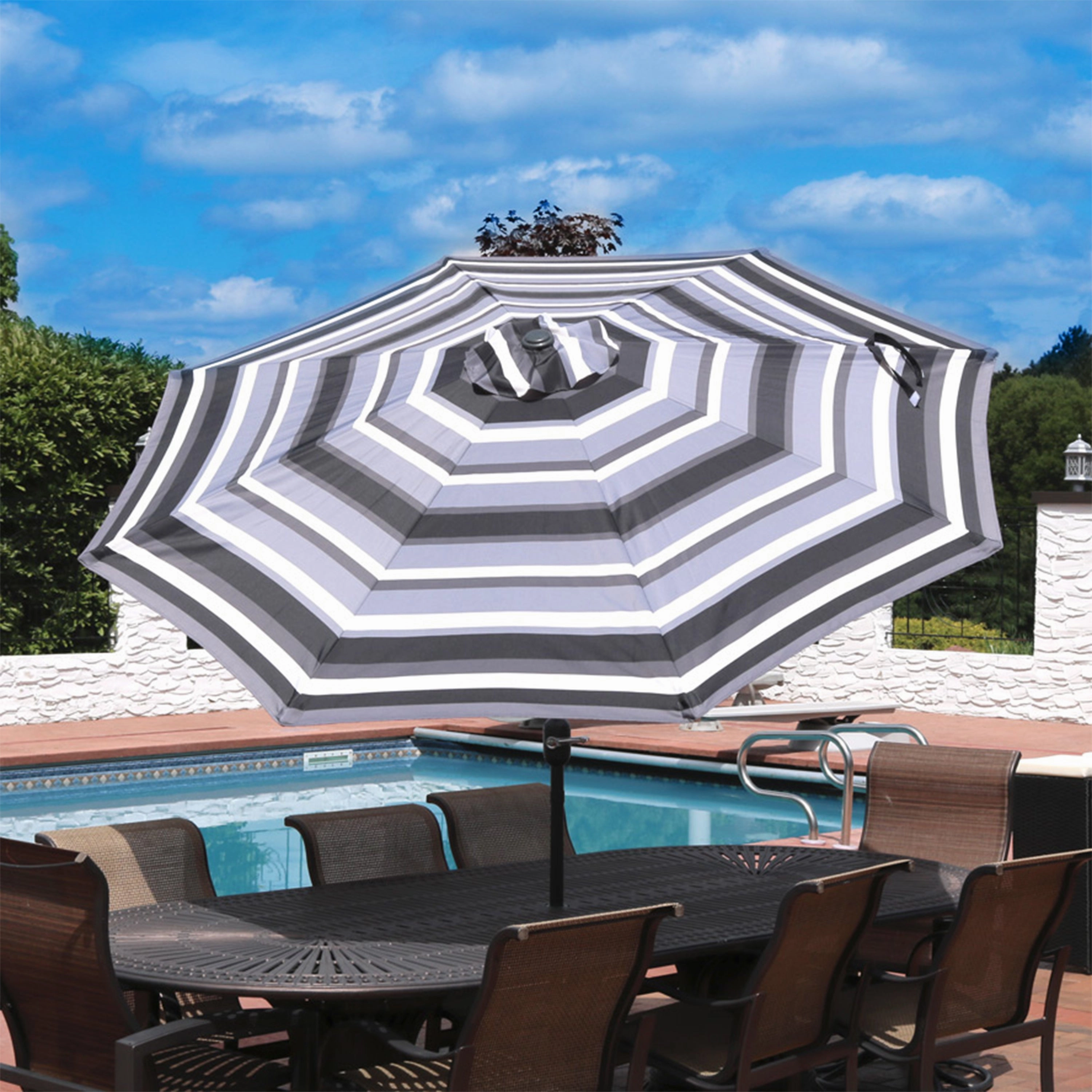 Sunnydaze 9' Striped Patio Umbrella with Push Button Tilt and Crank