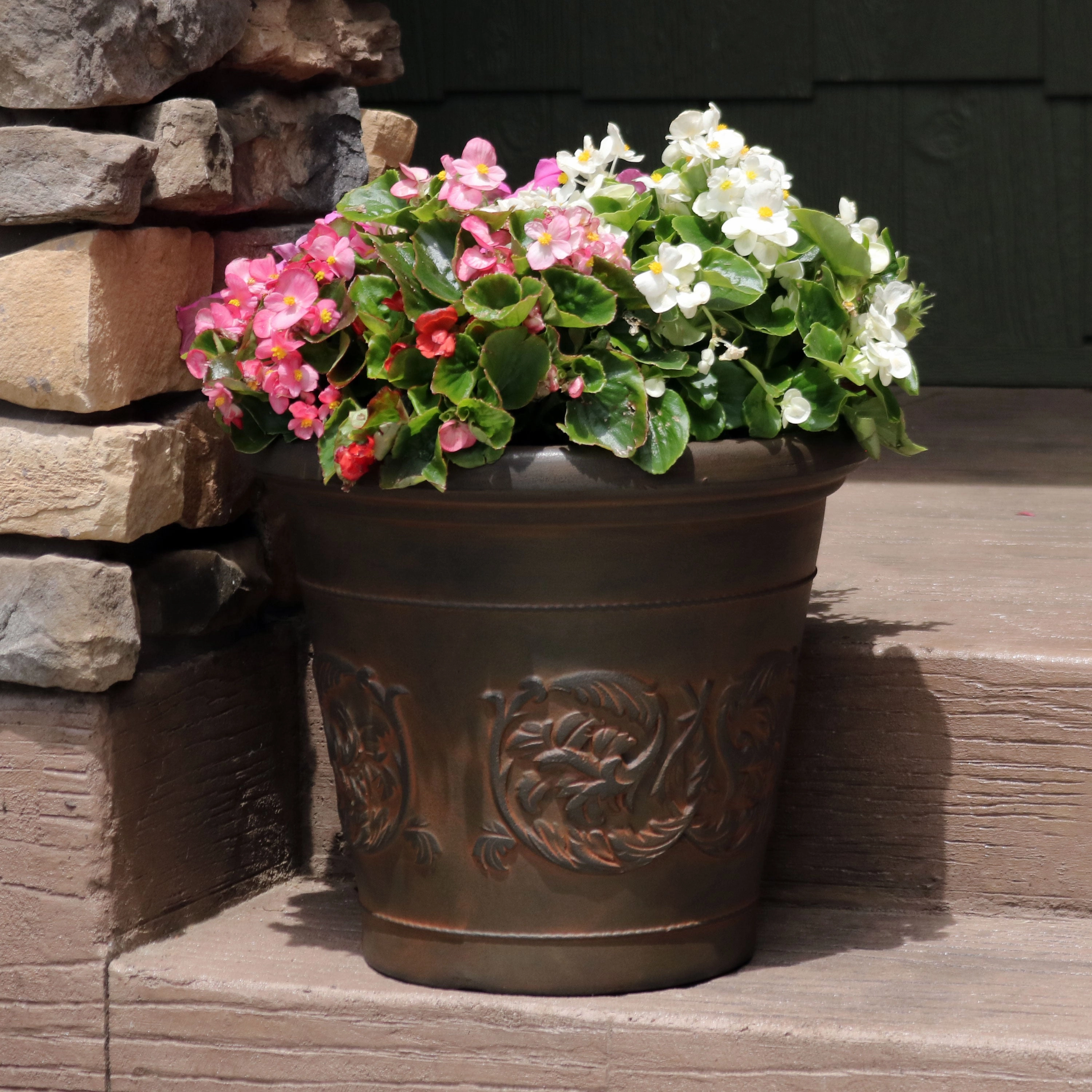 Sunnydaze Arabella Polyresin Outdoor Flower Pot Planter