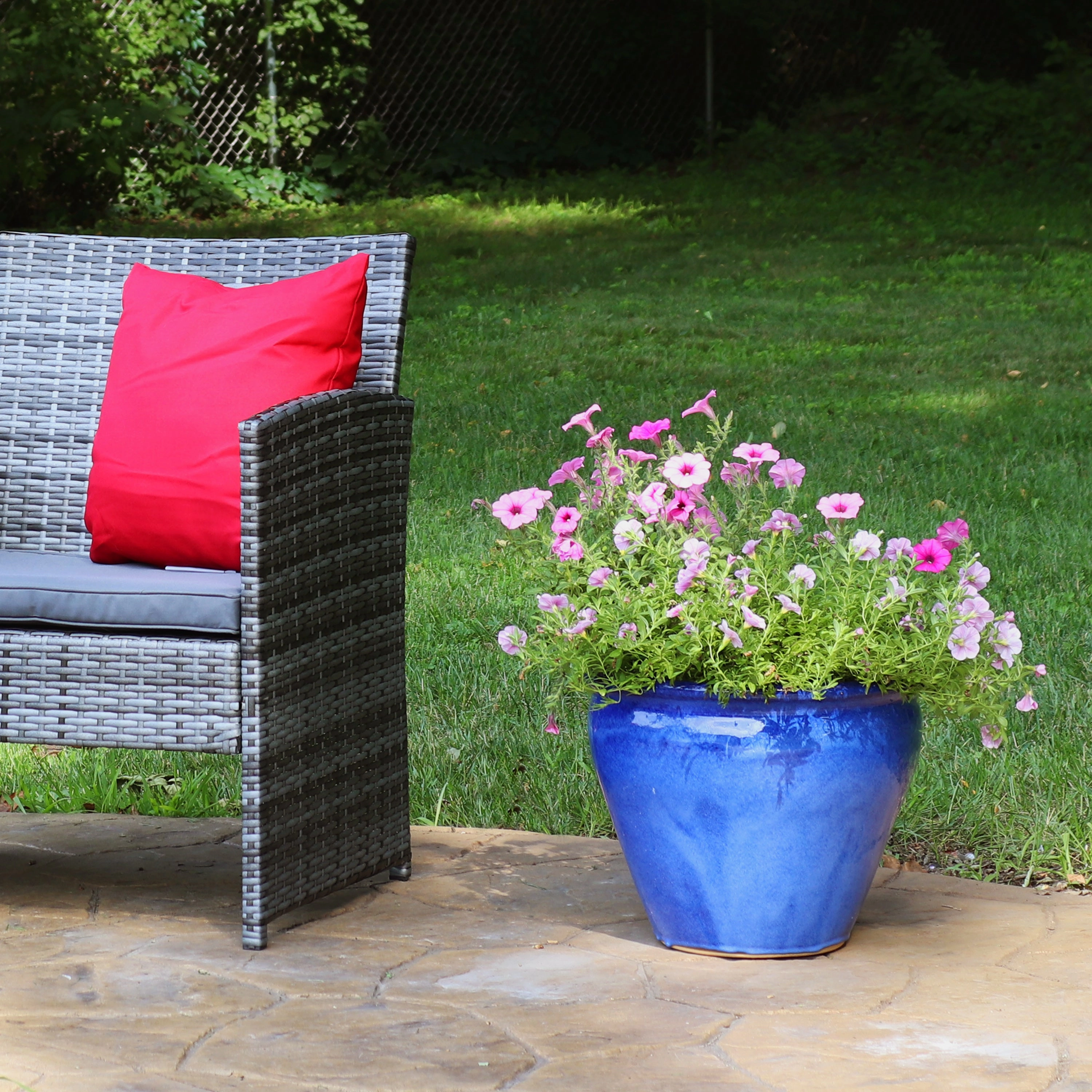 Sunnydaze Chalet Round Glazed Ceramic Planter with Drainage