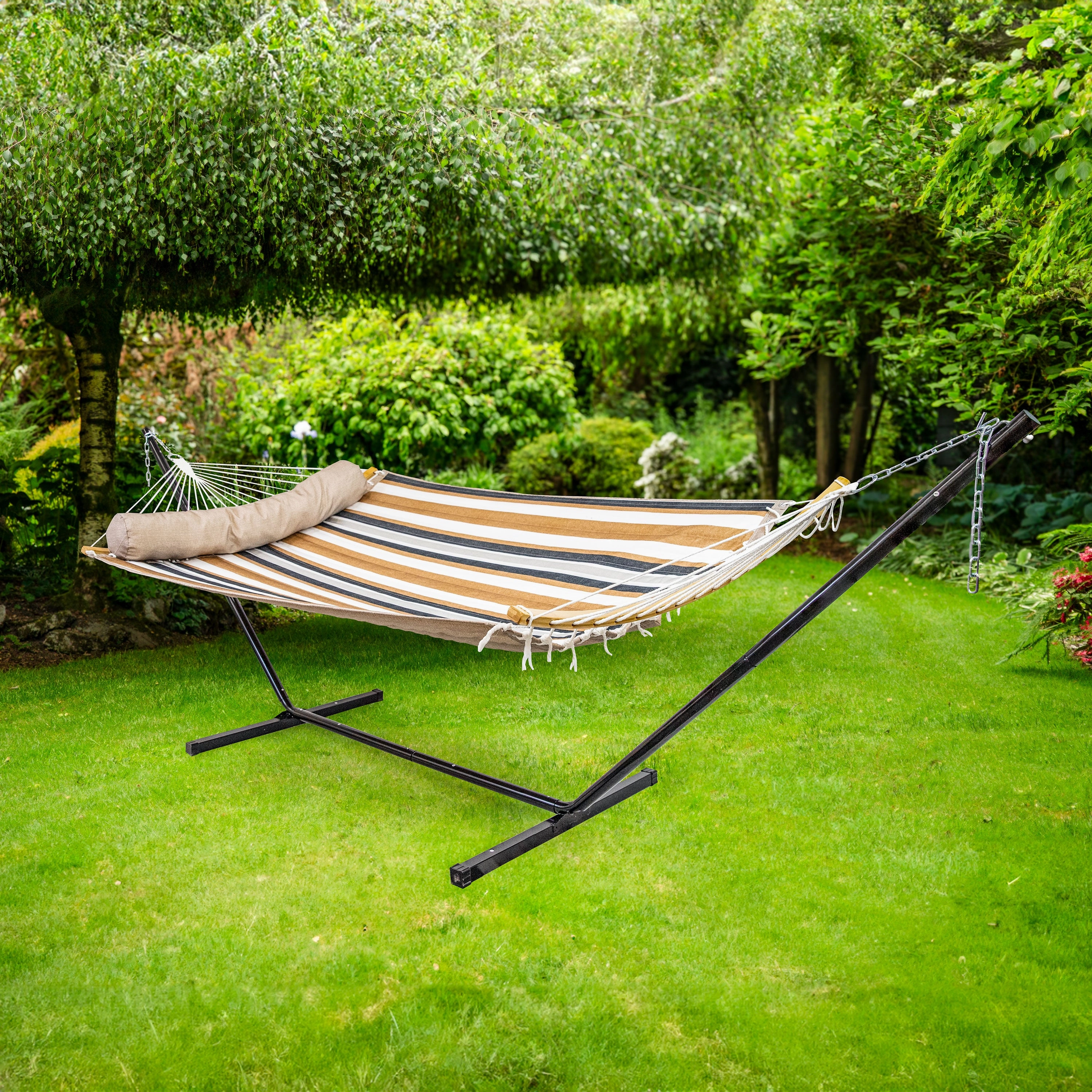 Sunnydaze Quilted Hammock with Curved Bamboo Spreader Bar and Pillow