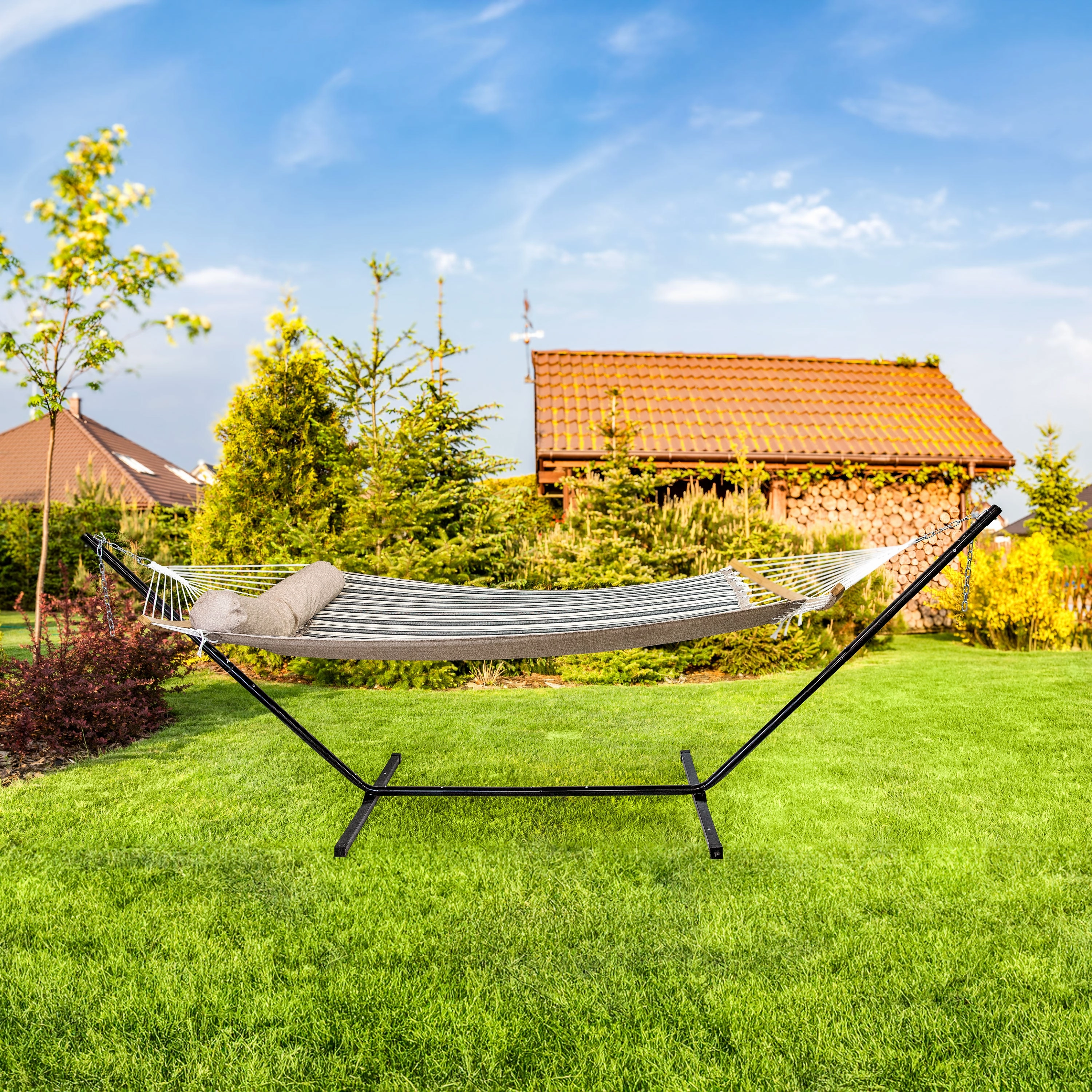 Sunnydaze Quilted Hammock with Curved Bamboo Spreader Bar and Pillow