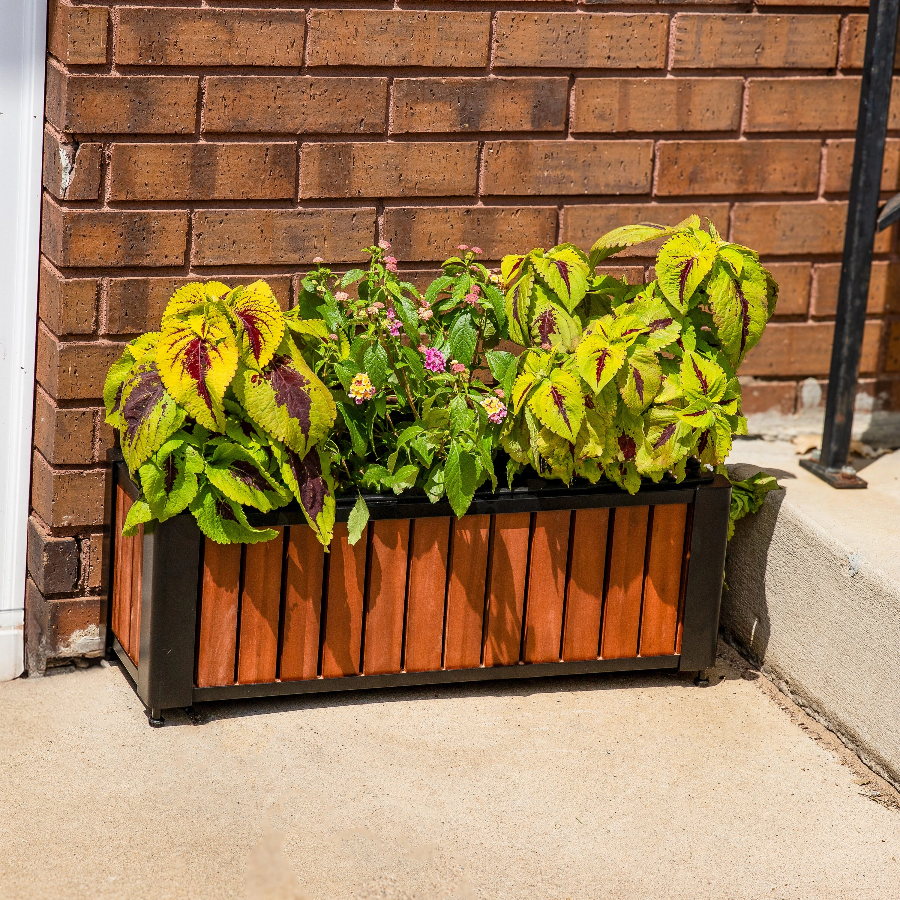 Sunnydaze Slatted Wood Planter Box with Removable Insert - 14.75 H