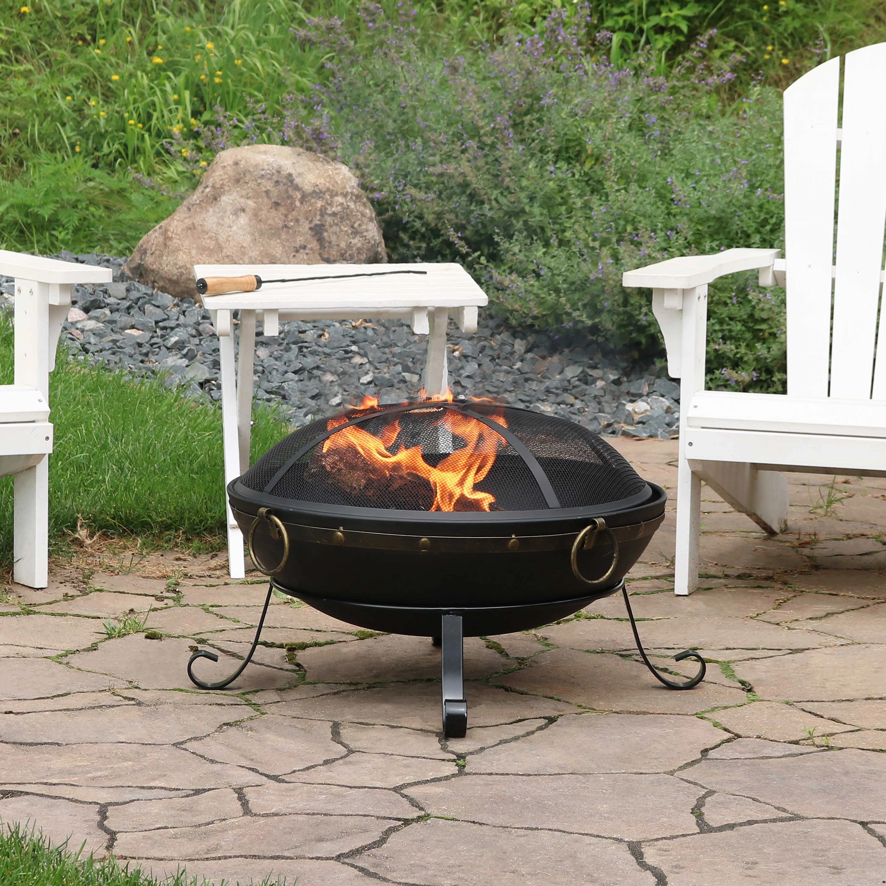 Sunnydaze Victorian Steel Fire Bowl and Spark Screen - 25"