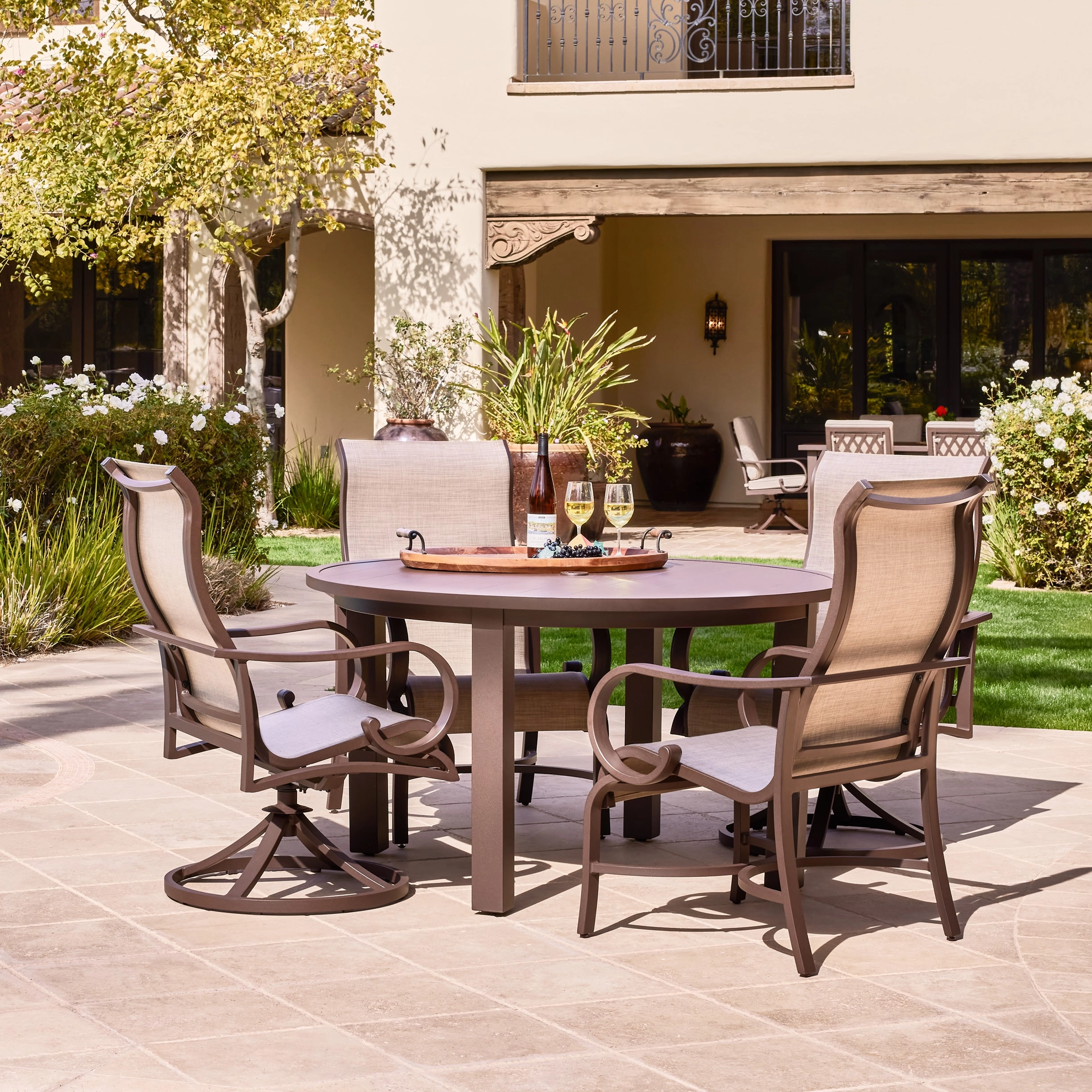 Sunvilla Barlow 54" Round Slat Top Dining Table