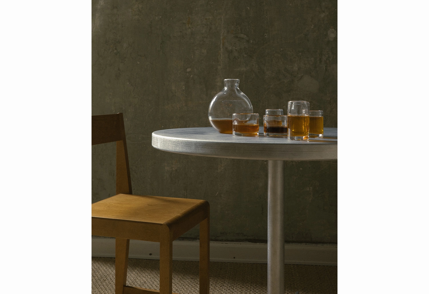 Tasca Table