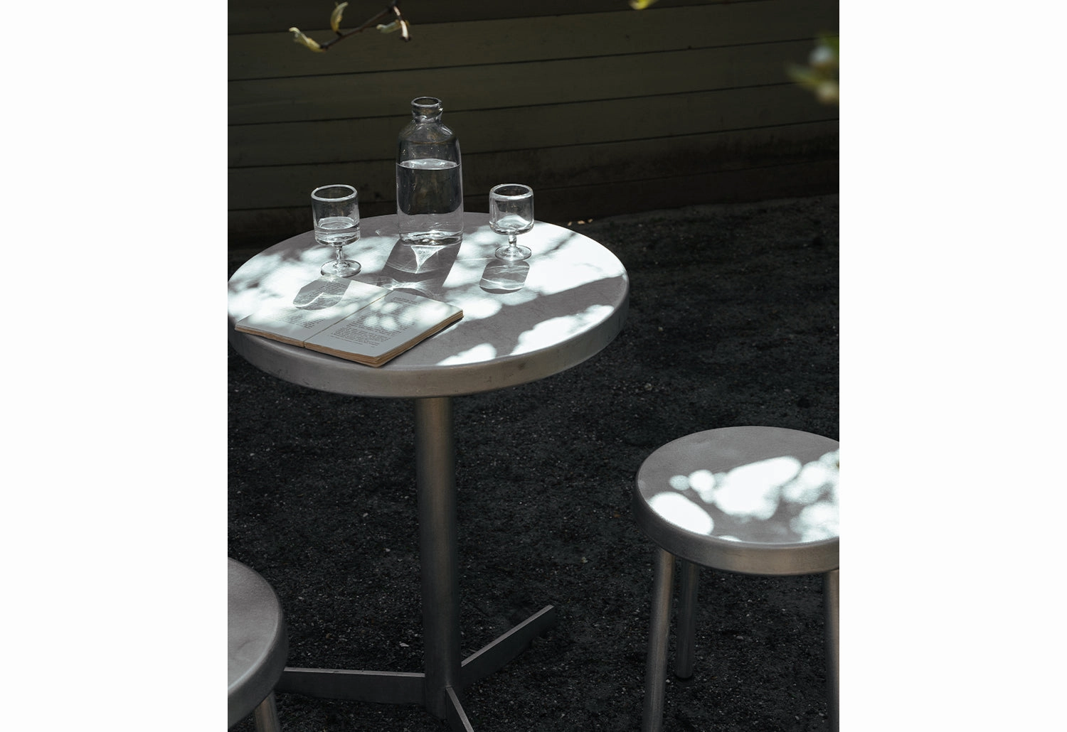 Tasca Table