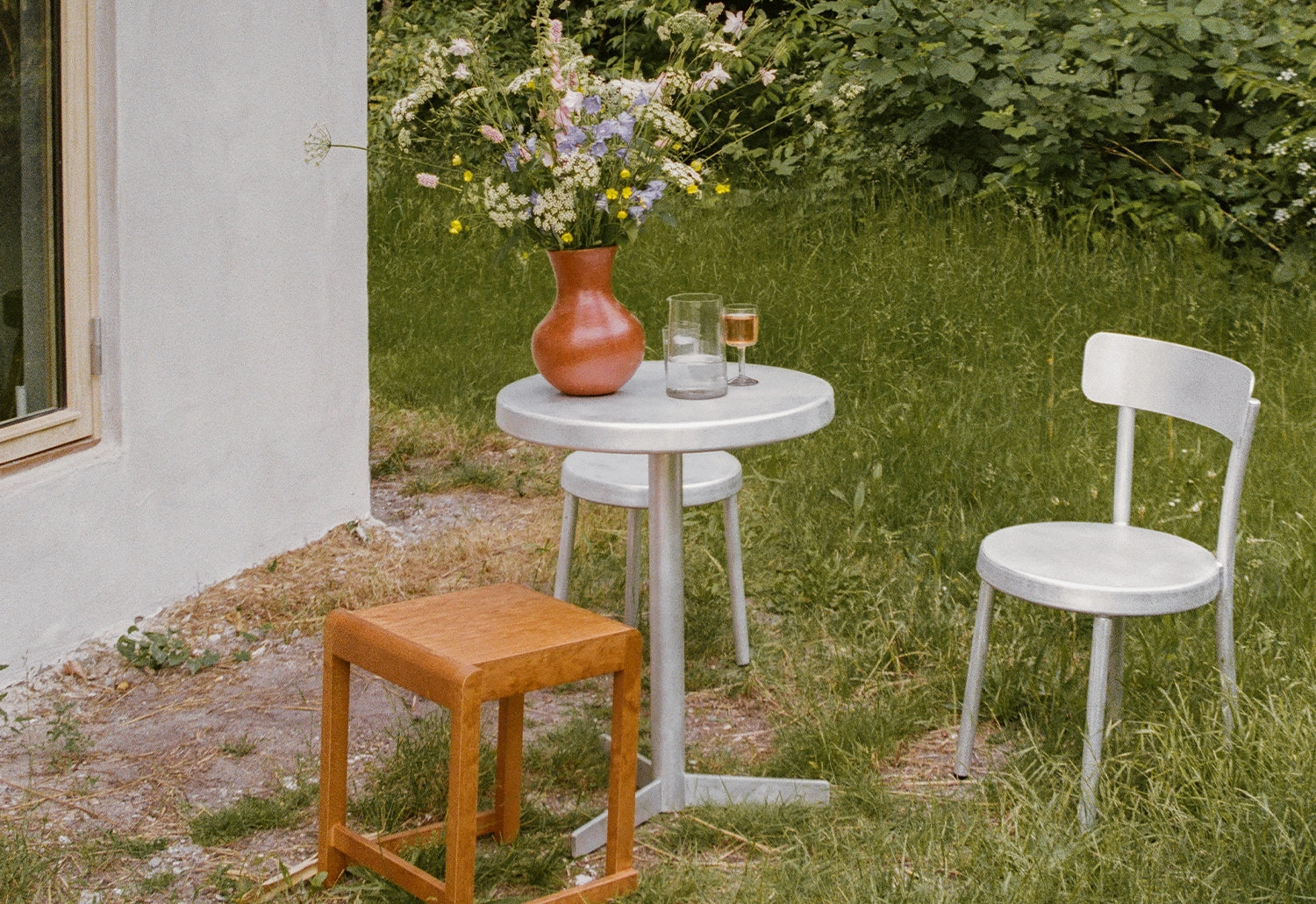 Tasca Table