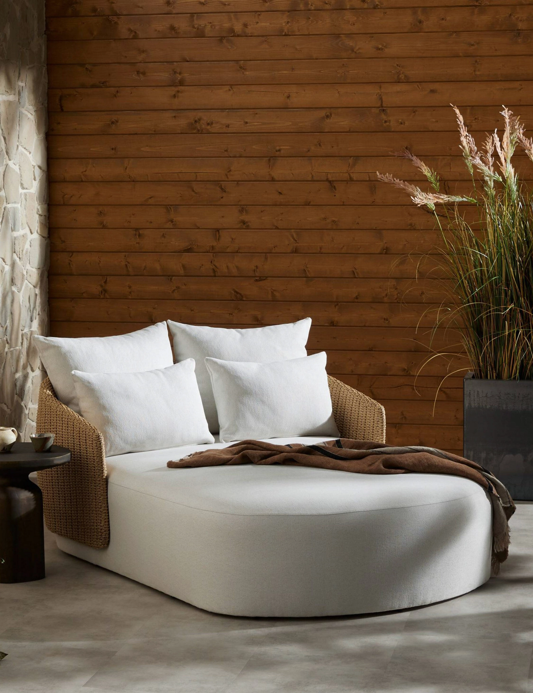 Tennille Outdoor Double Chaise