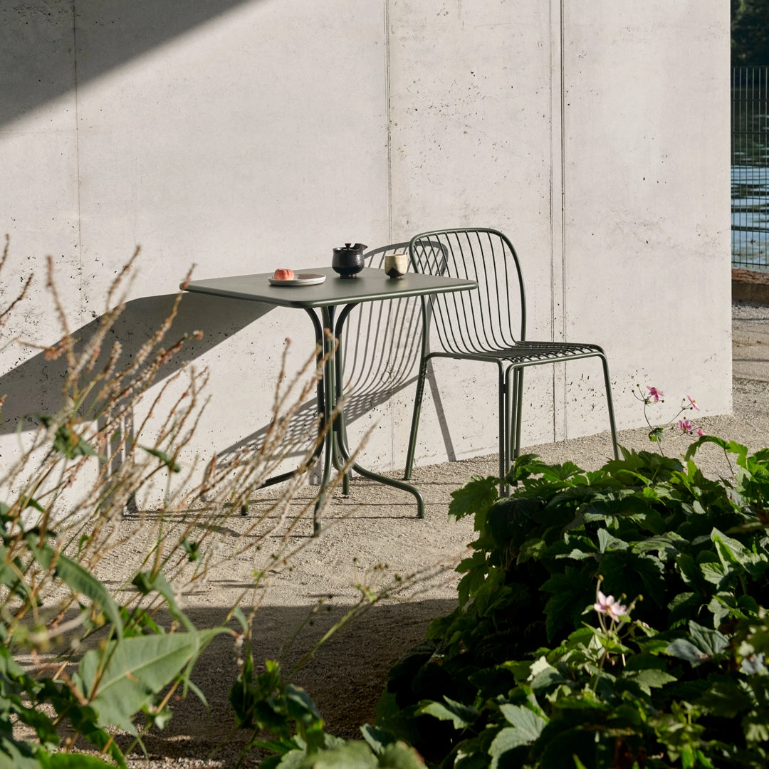 Thorvald SC97 Outdoor Caf Table