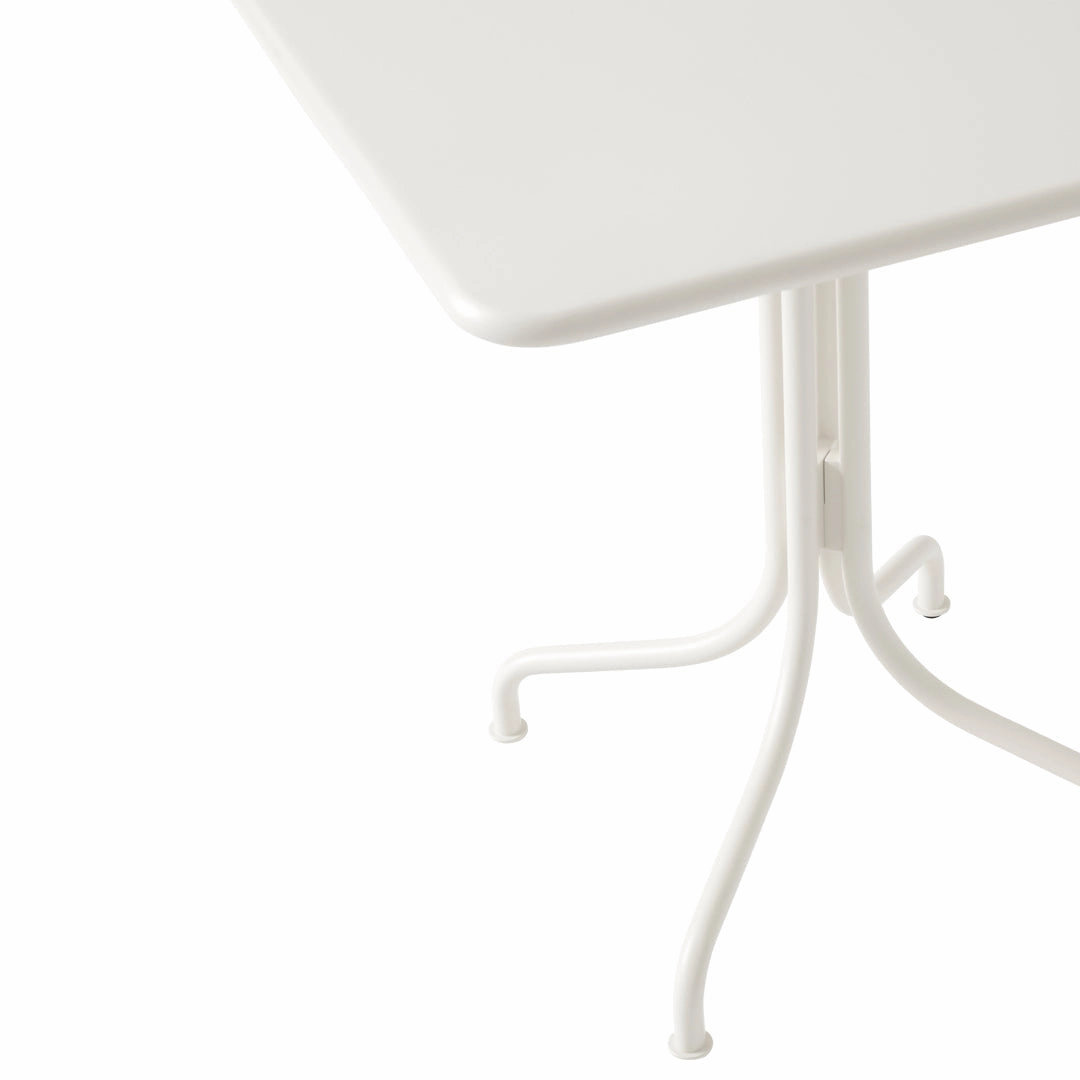 Thorvald SC97 Outdoor Caf Table