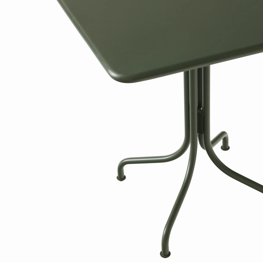Thorvald SC97 Outdoor Caf Table