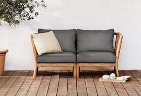 Tradition Two-Seater Sofaoutdoor patio furniture set