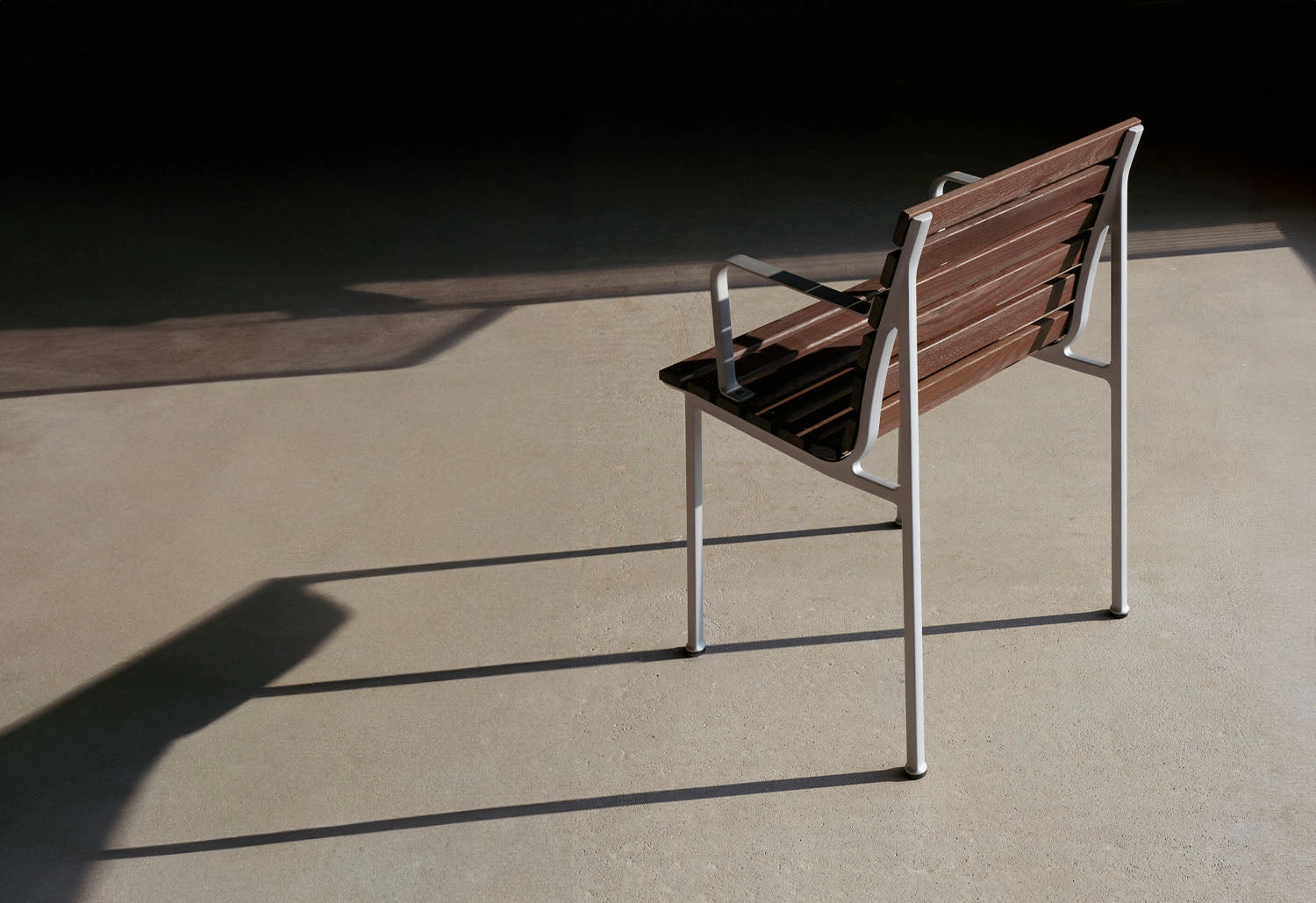 Traverse Armchair